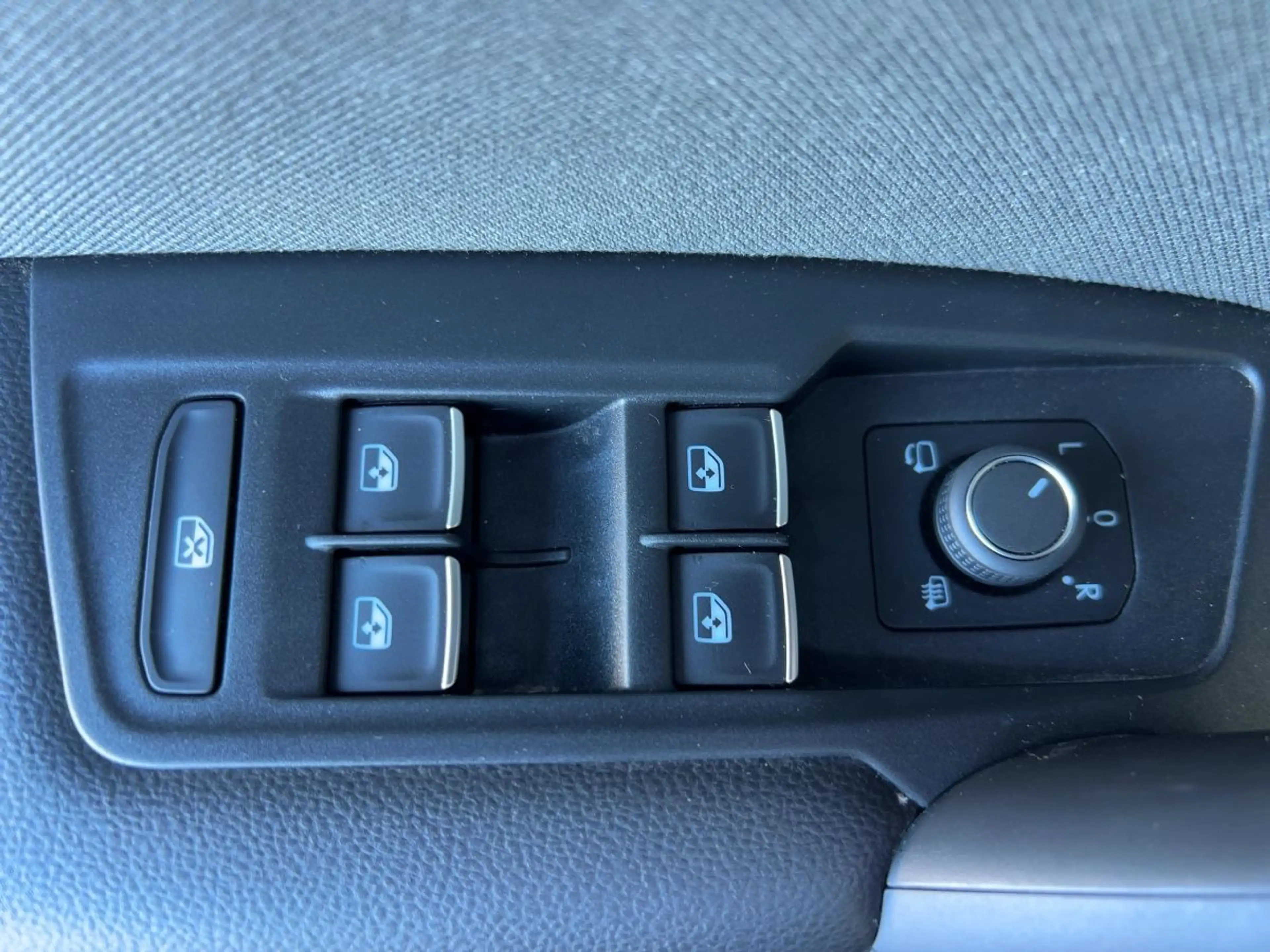 SEAT Tarraco Experience 1.4 DSG e-HYBRID Pano AHK — photo 14
