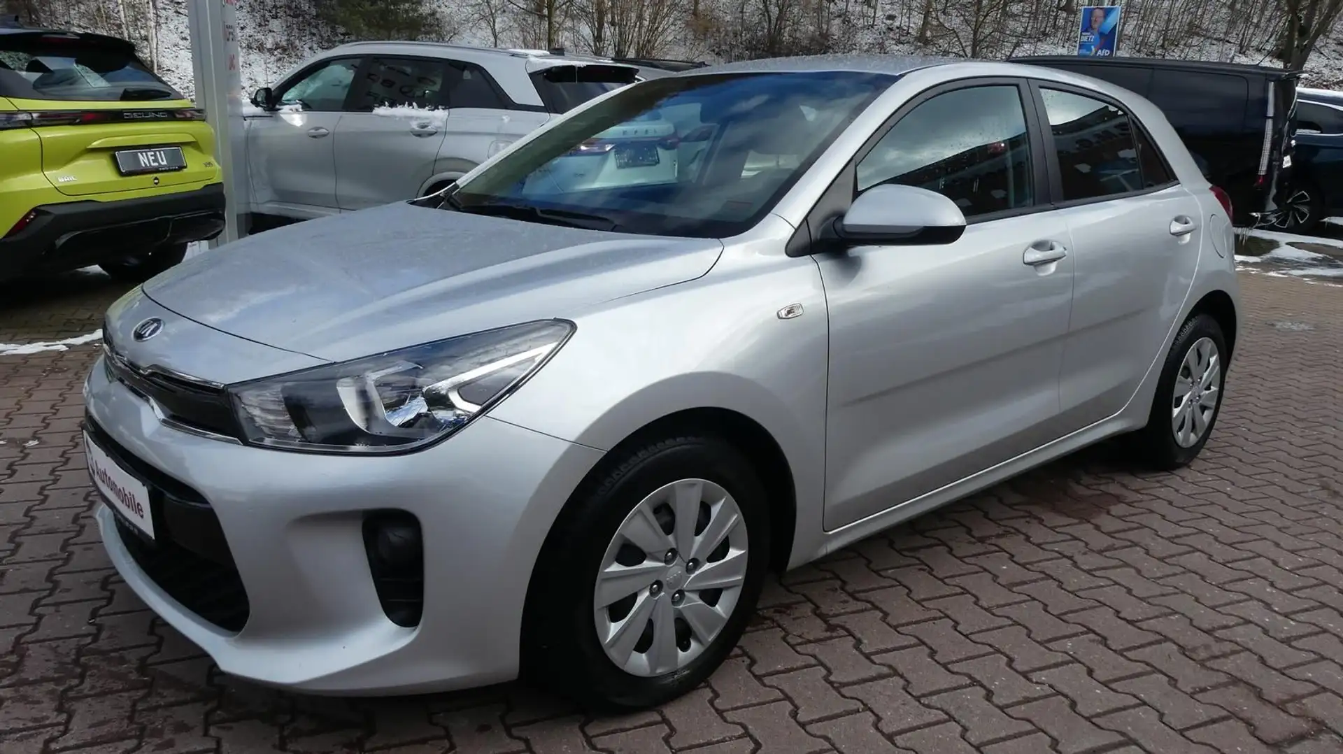 Kia Rio 1.4 Edition 7*Automatik*SHZ*PDC*Klimaauto* Grau - 1