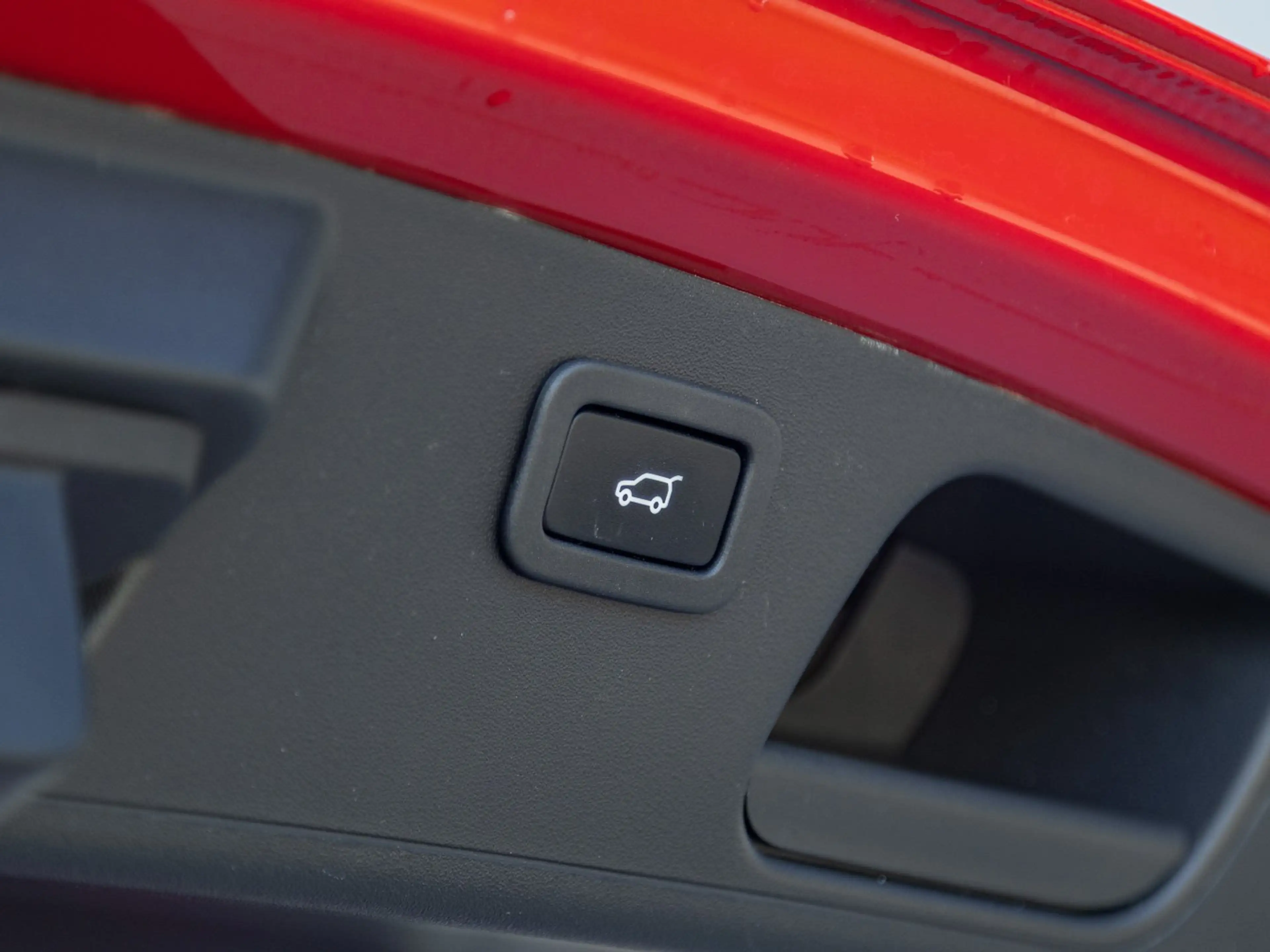 Jaguar E-Pace LED/navigatie/360° camera/P300 — photo 9