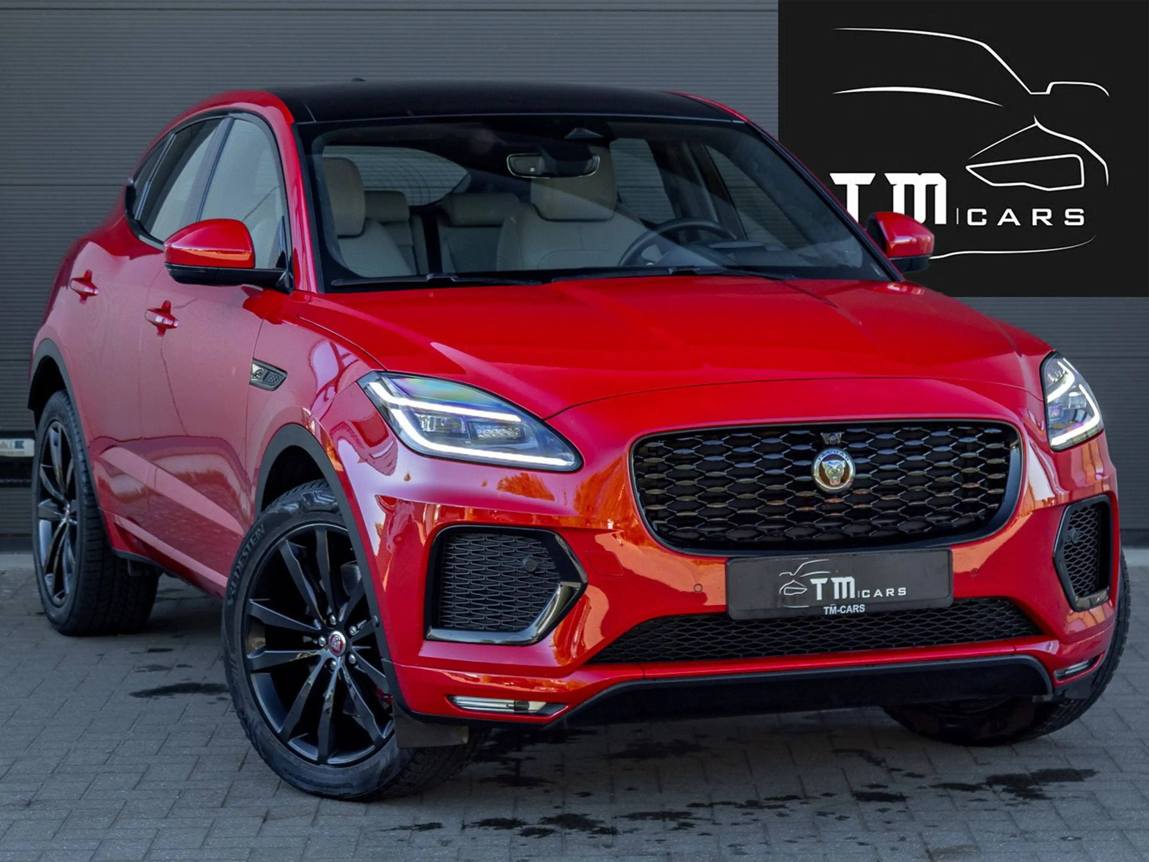 Jaguar E-Pace LED/navigatie/360° camera/P300
