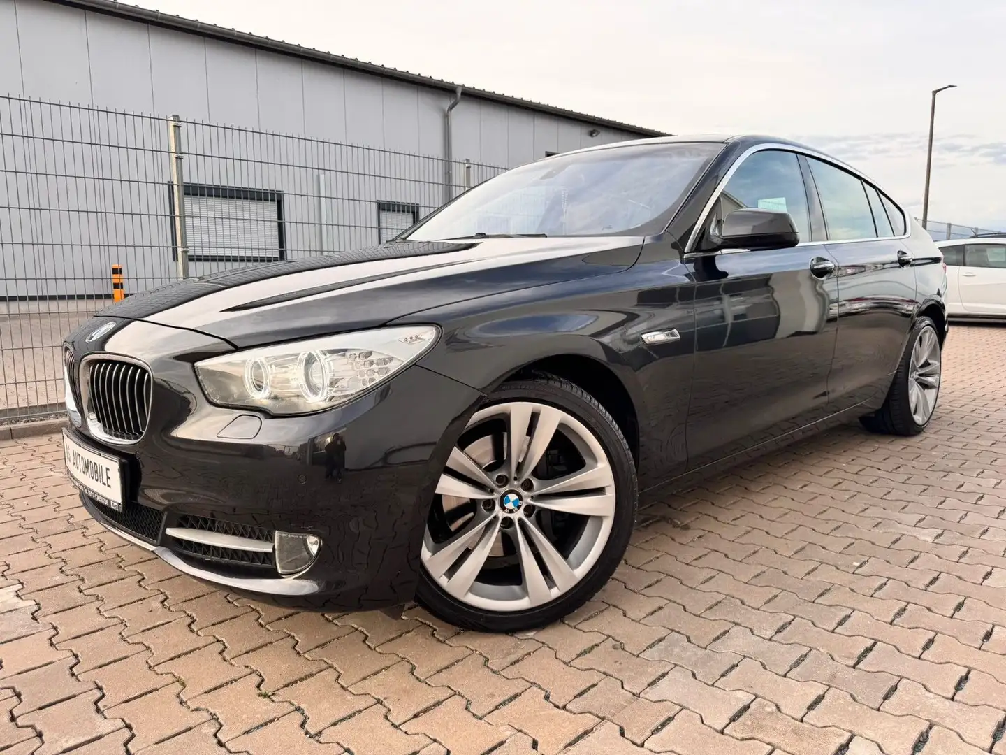 BMW 530 d Gran Turismo °°KAMERA°°XENON°°PANORAMA°° Grau - 2
