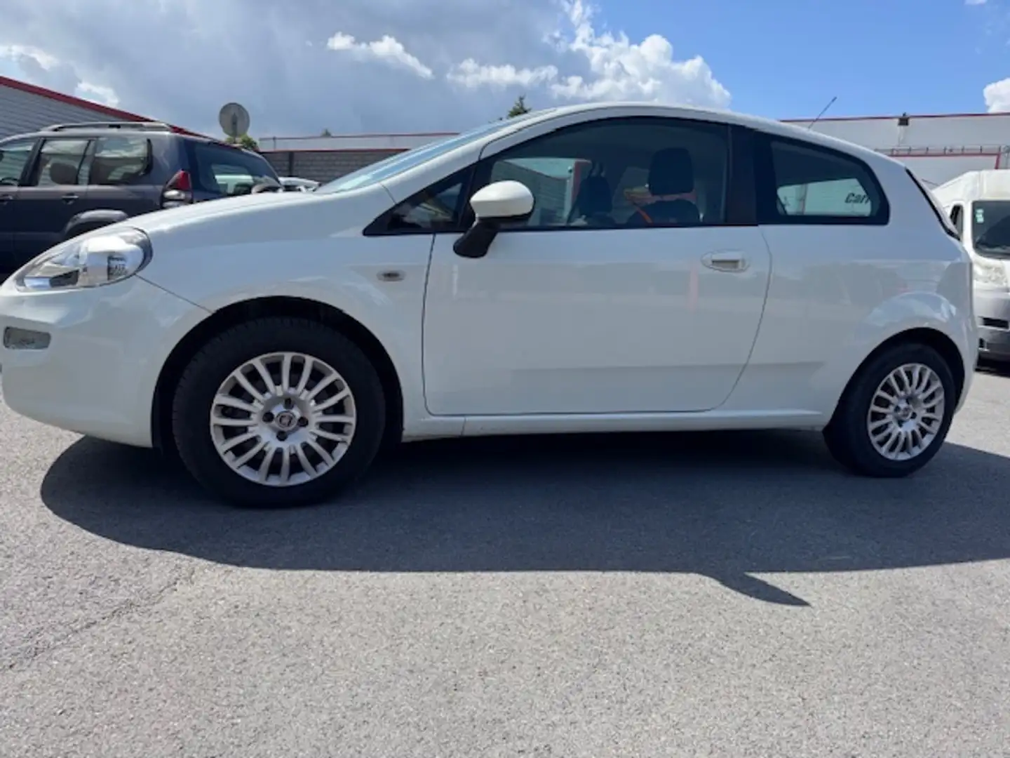 Fiat Punto Punto 1.2 8V More Start Blanc - 1