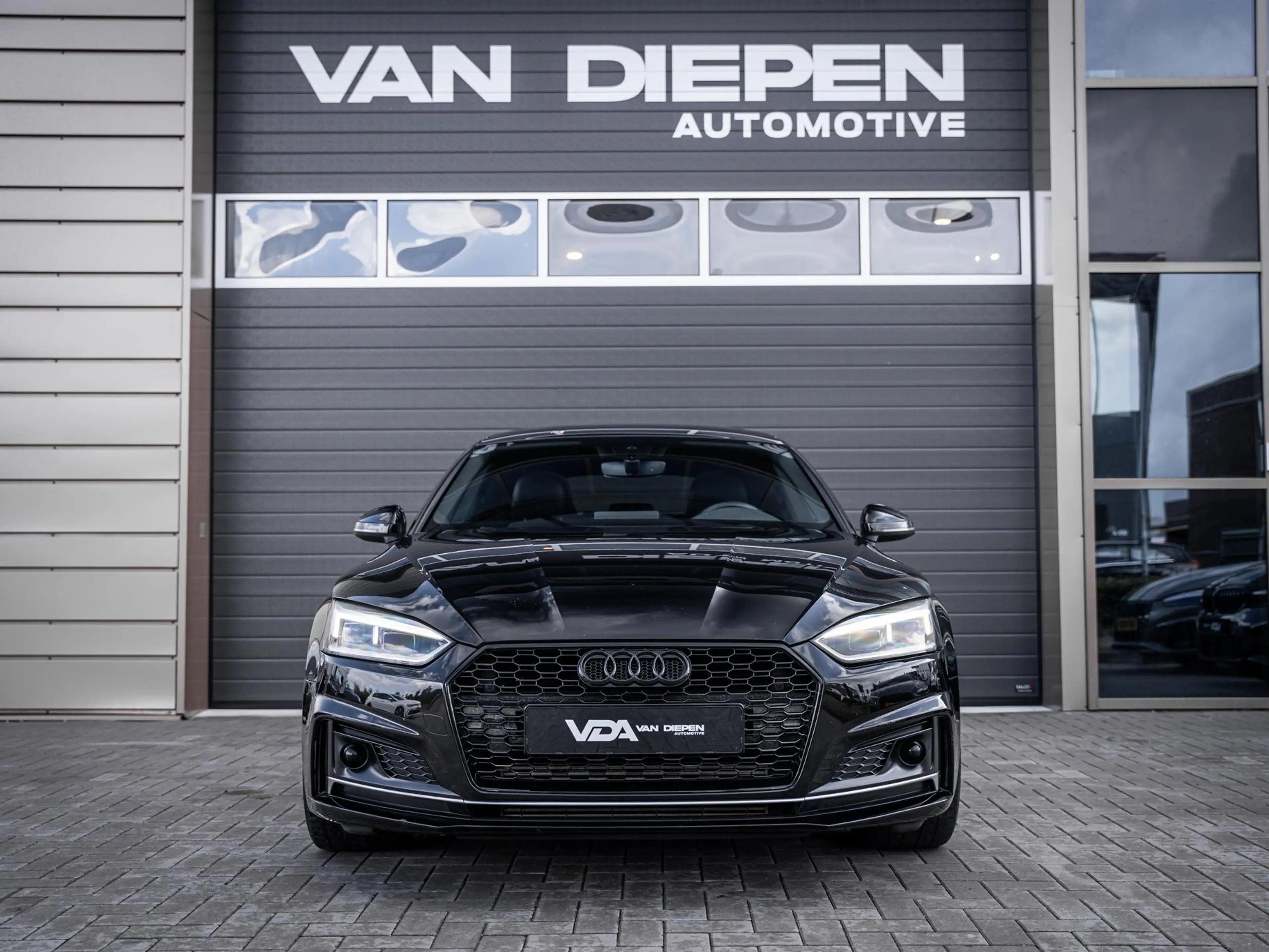 Audi A5 Sportback 40 TFSI Design Pro Line Plus - S5 Look l — photo 3