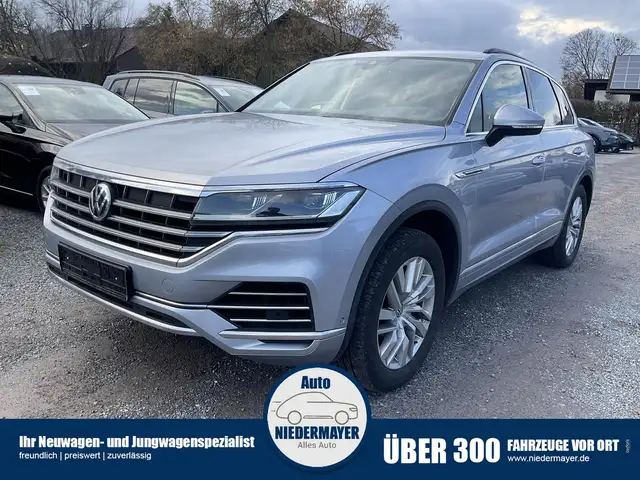 Volkswagen Touareg 3.0 V6 TDI 4M, AHK, Navi, Kamera, ACC, 1. Hand