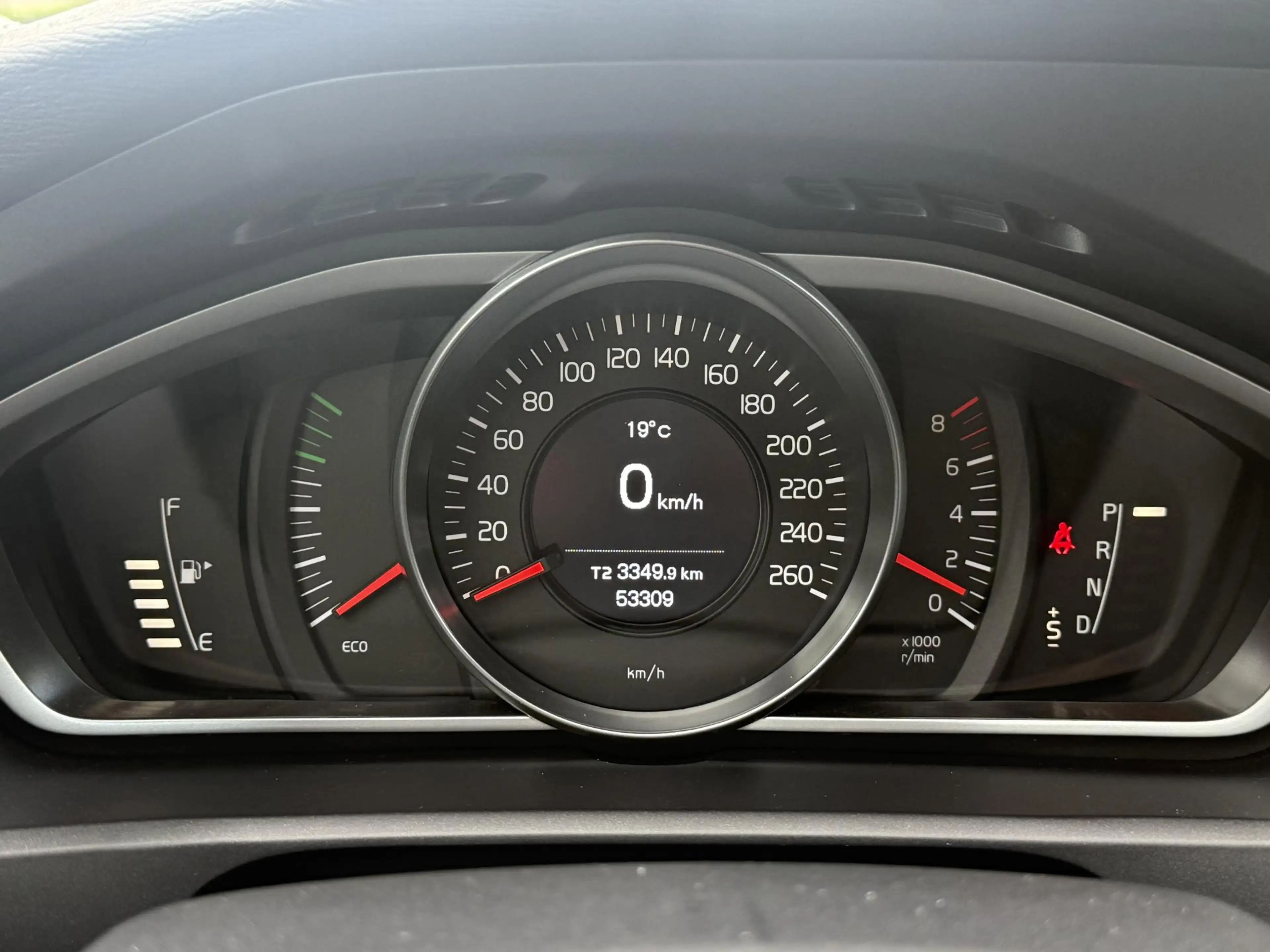 Volvo V40 Cross Country 1.5 T3 Dynamic Edition Volvo V40 Cross Country 1.5 — photo 11