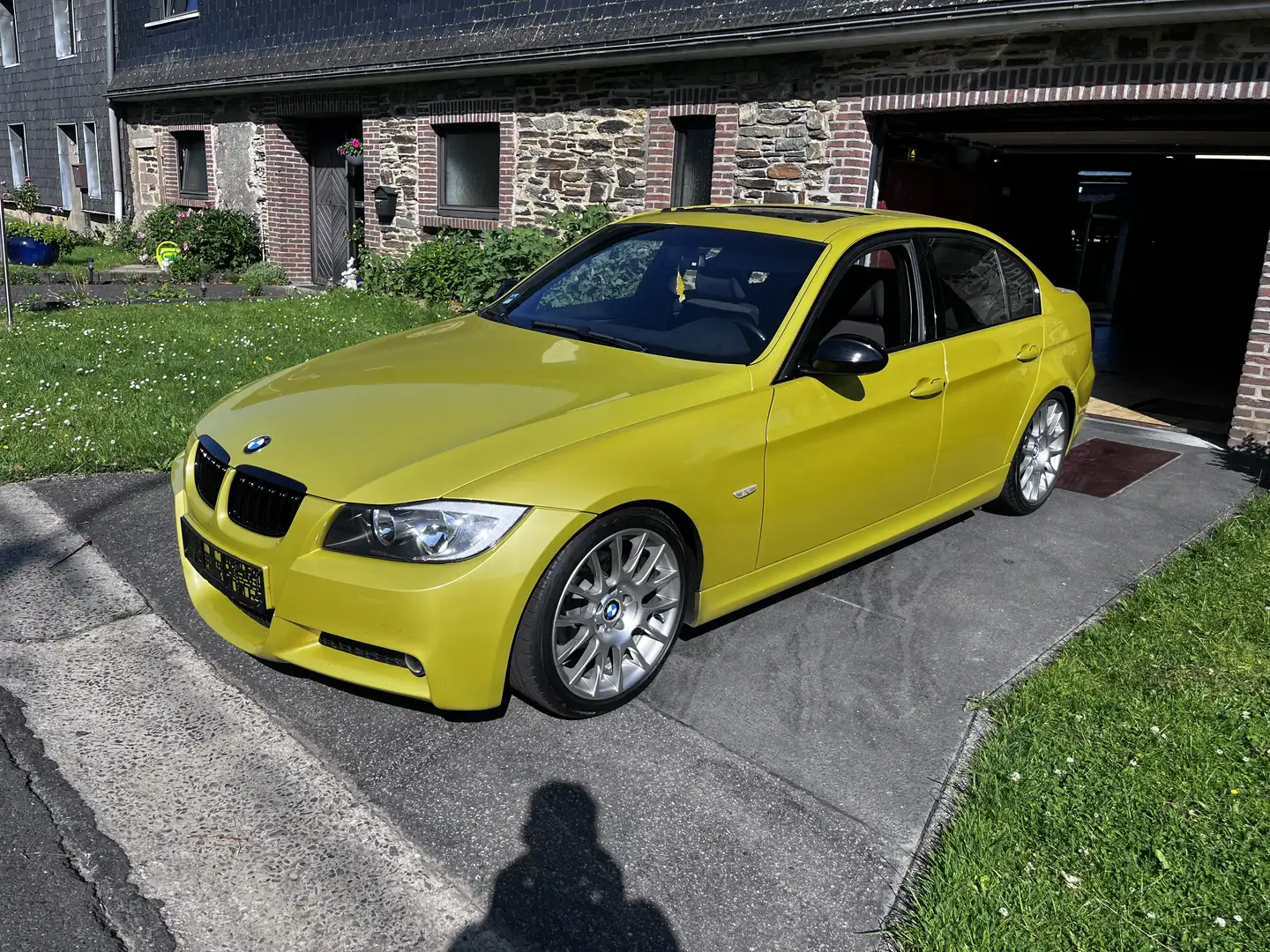 BMW 320 320si Geel - 1