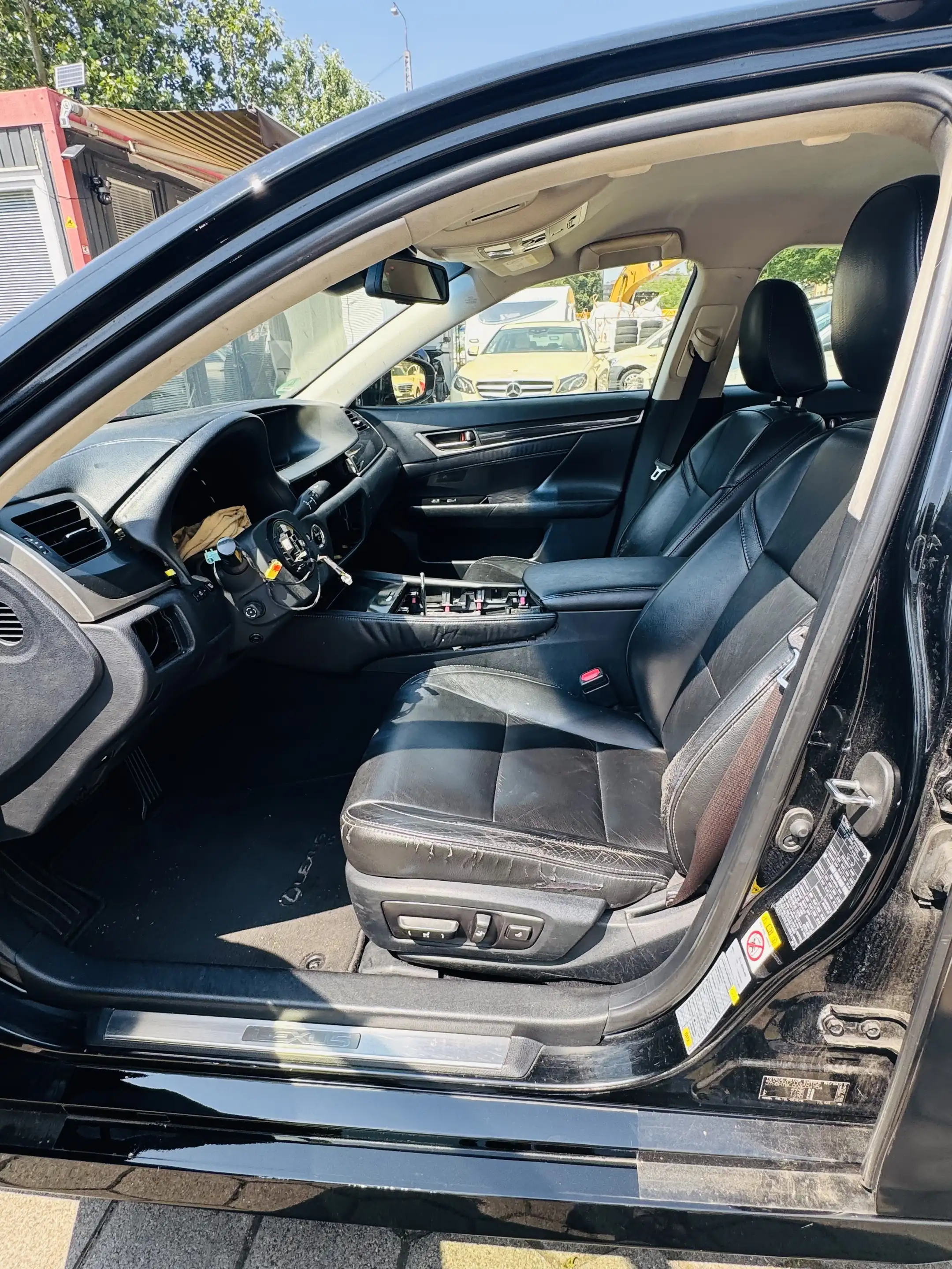 Lexus GS 300 GS 300h Luxury Line original Farbe schwarz — photo 6