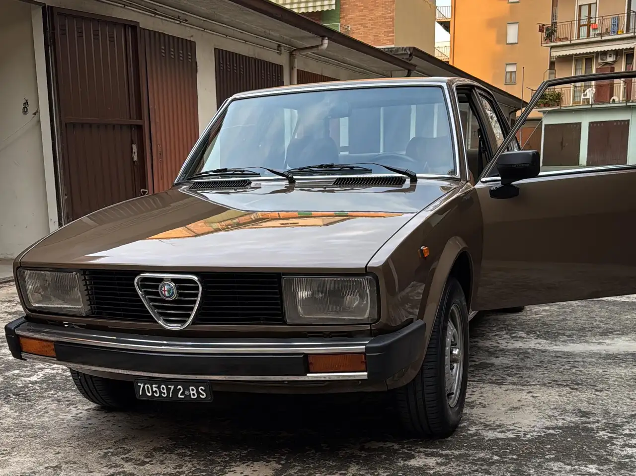 Alfa Romeo Alfetta 2.0 L, foto 3