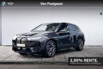 xDrive40 High Executive M-Sport / Copilot Pack / P