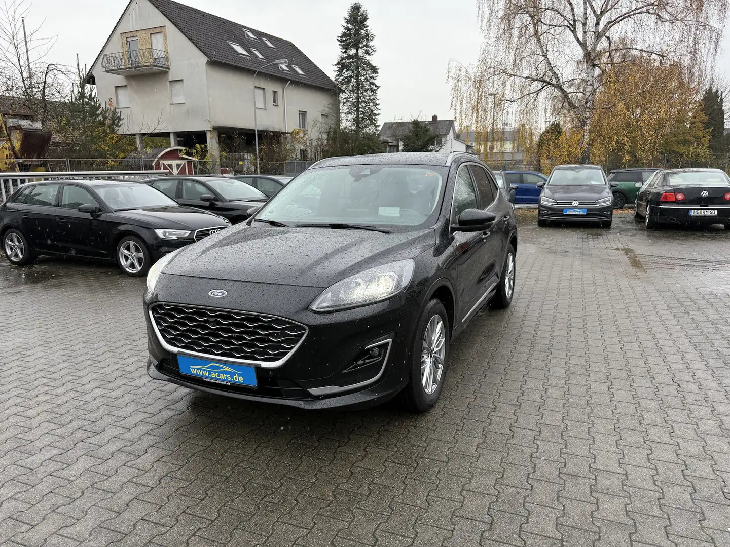 Ford Kuga Vignale 2,0 TDCI Aut Navi LED Kamera ACC SHA TWA H Noir - 1