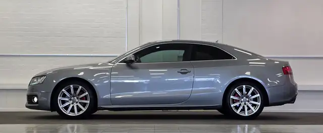 Audi A5 view 4