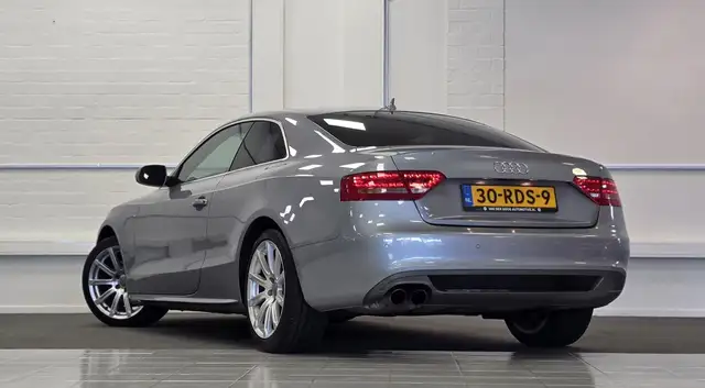 Audi A5 view 6