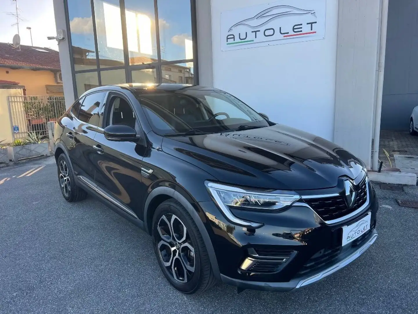 Renault Arkana 1.6 E-Tech full hybrid Intens 145cv Nero - 1