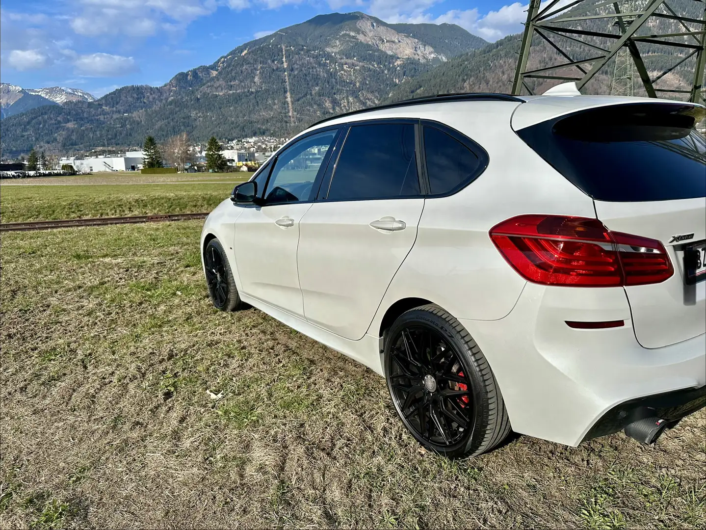 BMW 220 220d Active Tourer Aut. M Sport - 2