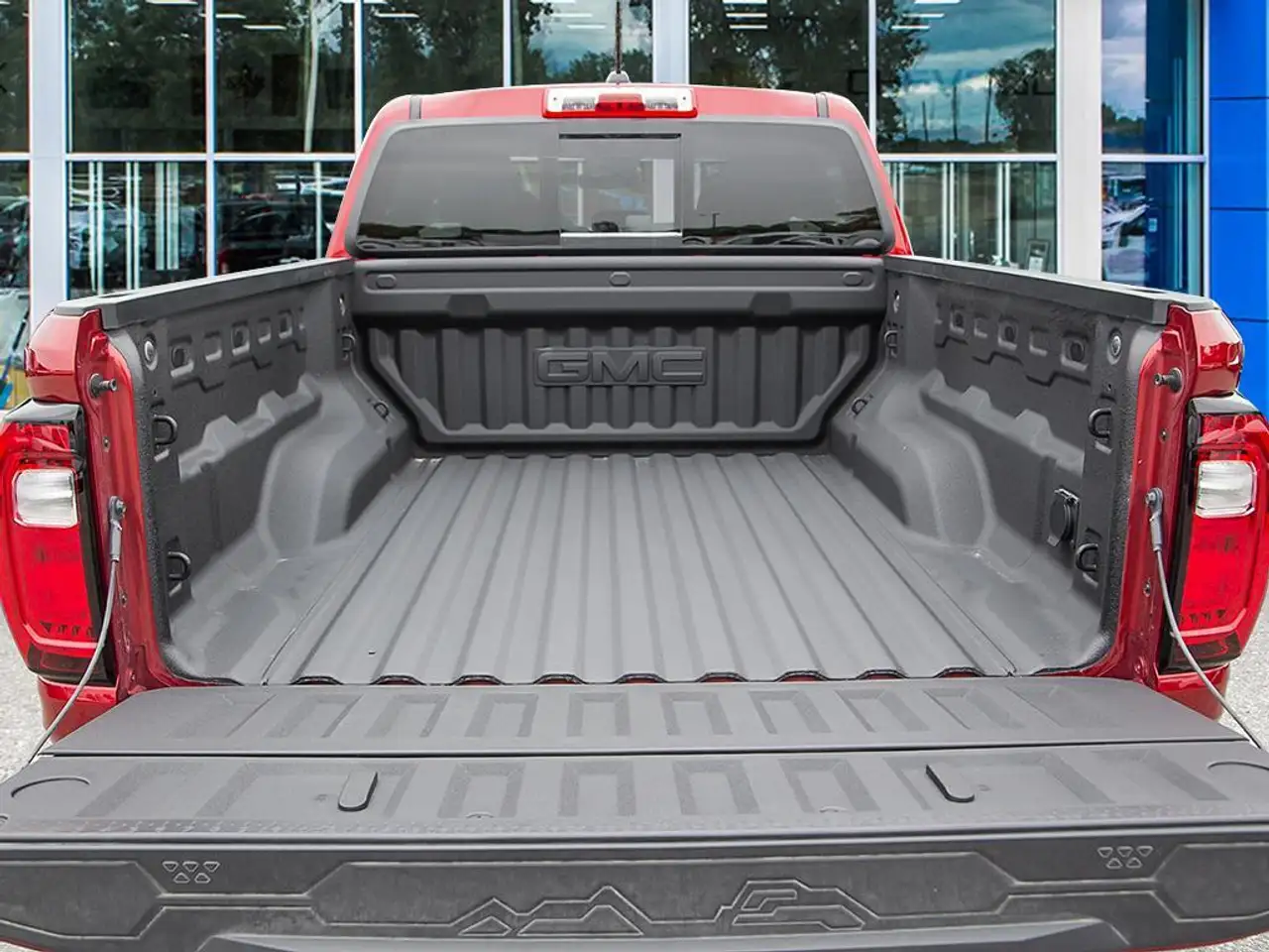 GMC Canyon снимка GMC Canyon