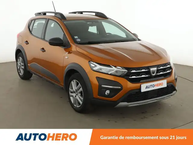 Dacia Sandero view 8