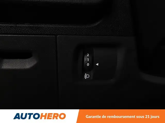 Dacia Sandero view 29