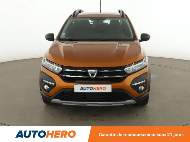 Dacia Sandero view 9