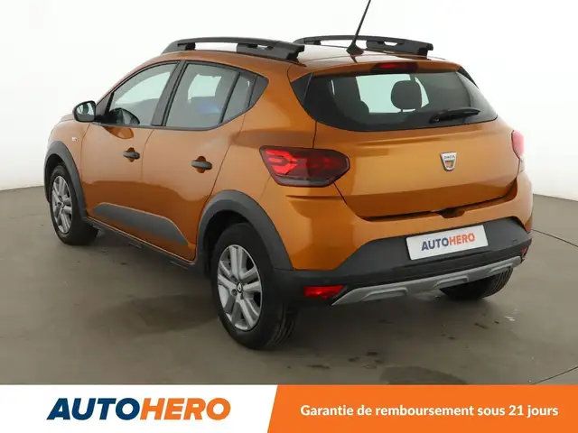 Dacia Sandero view 4