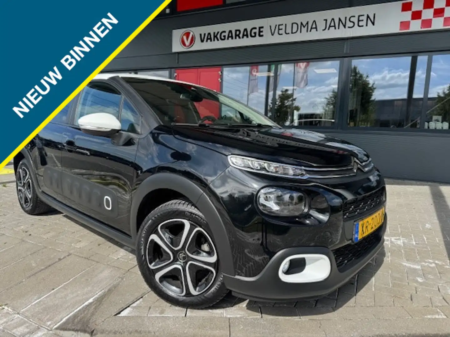 Citroen C3 1.2 PT S&S FFEL EDITION + ECC/NAVI/APPLE CARPLAY/D Zwart - 1