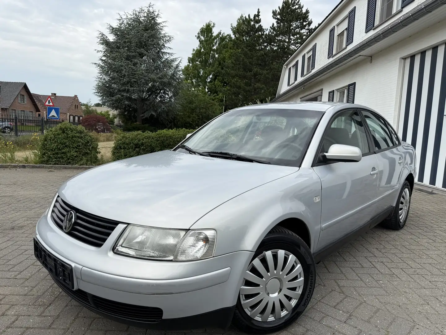 Volkswagen Passat 1.9 TDI Comfortline Silver - 1