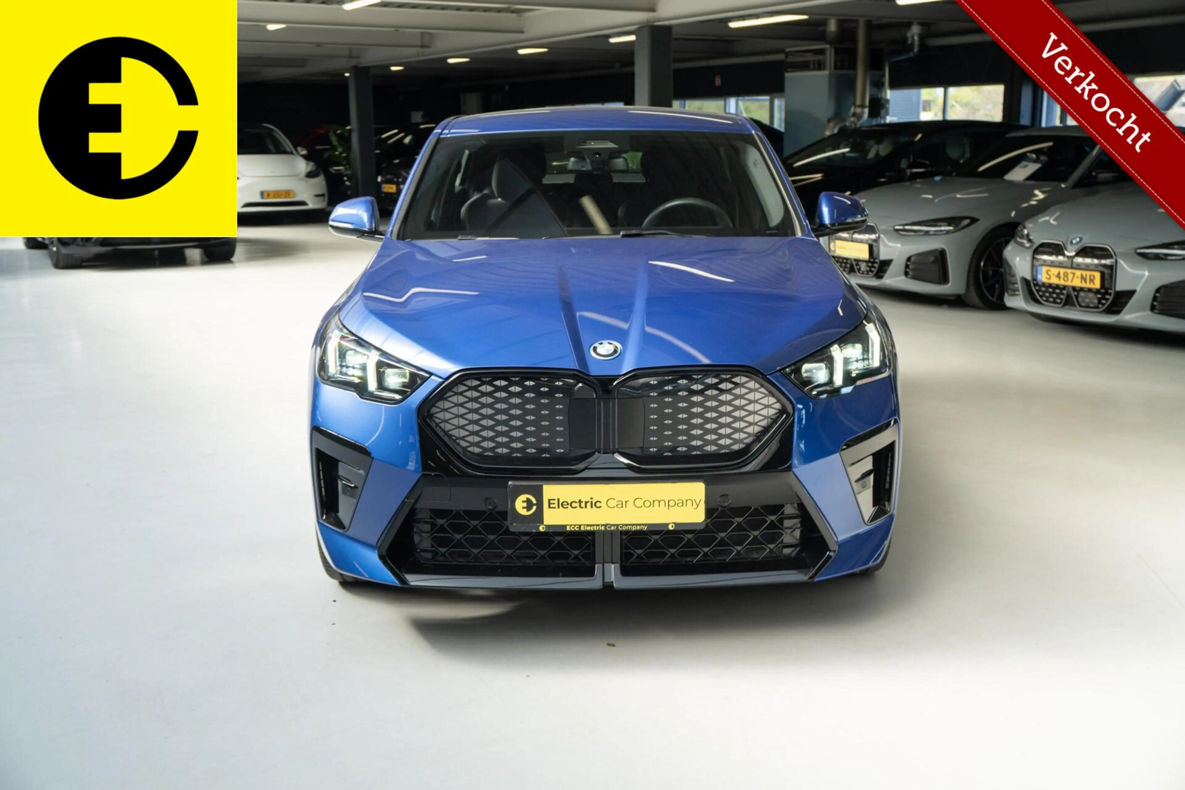 BMW iX2 eDrive20 67 kWh | 96,9% SOH | Alcantara stoelen | — photo 10