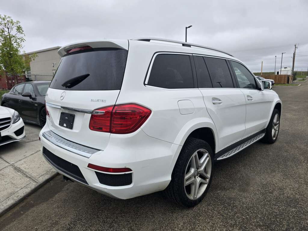 2016 Mercedes-Benz GL-Class BlueTEC :4WD*Loaded Features*7 Passengers — снимка 1