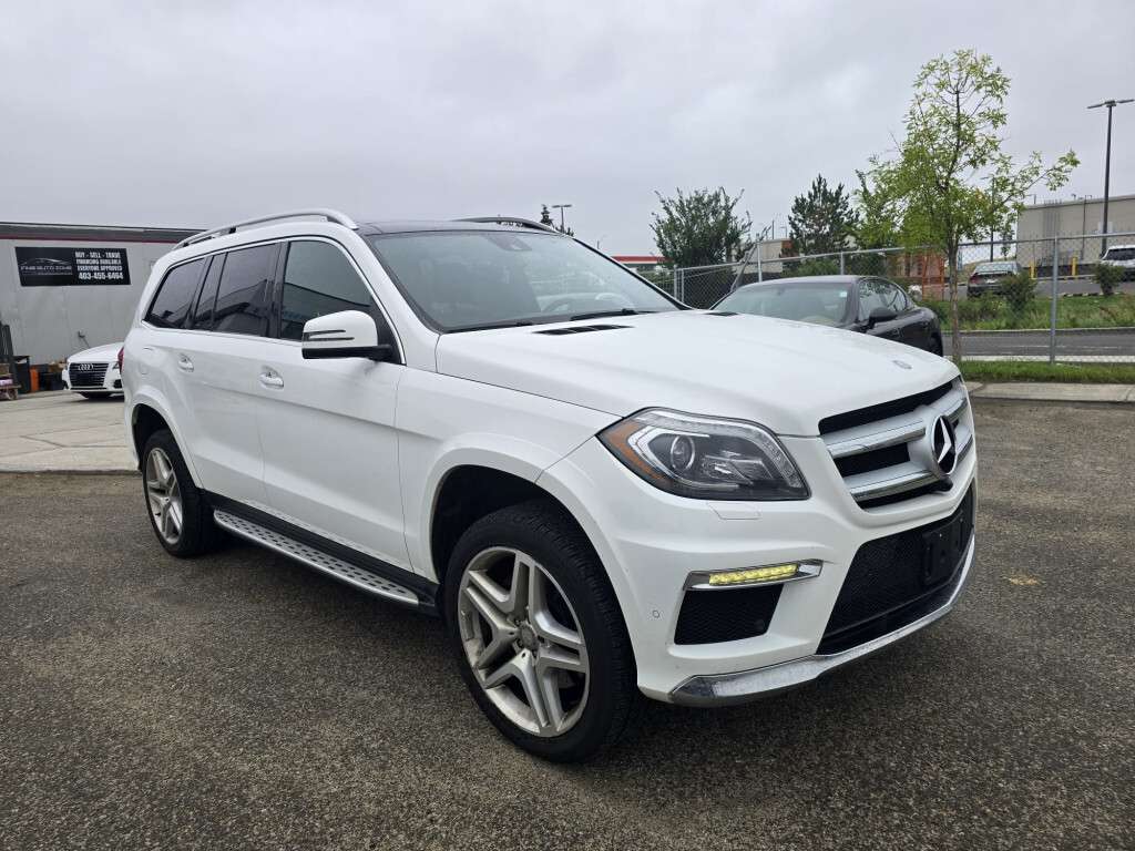 2016 Mercedes-Benz GL-Class BlueTEC :4WD*Loaded Features*7 Passengers — снимка 1