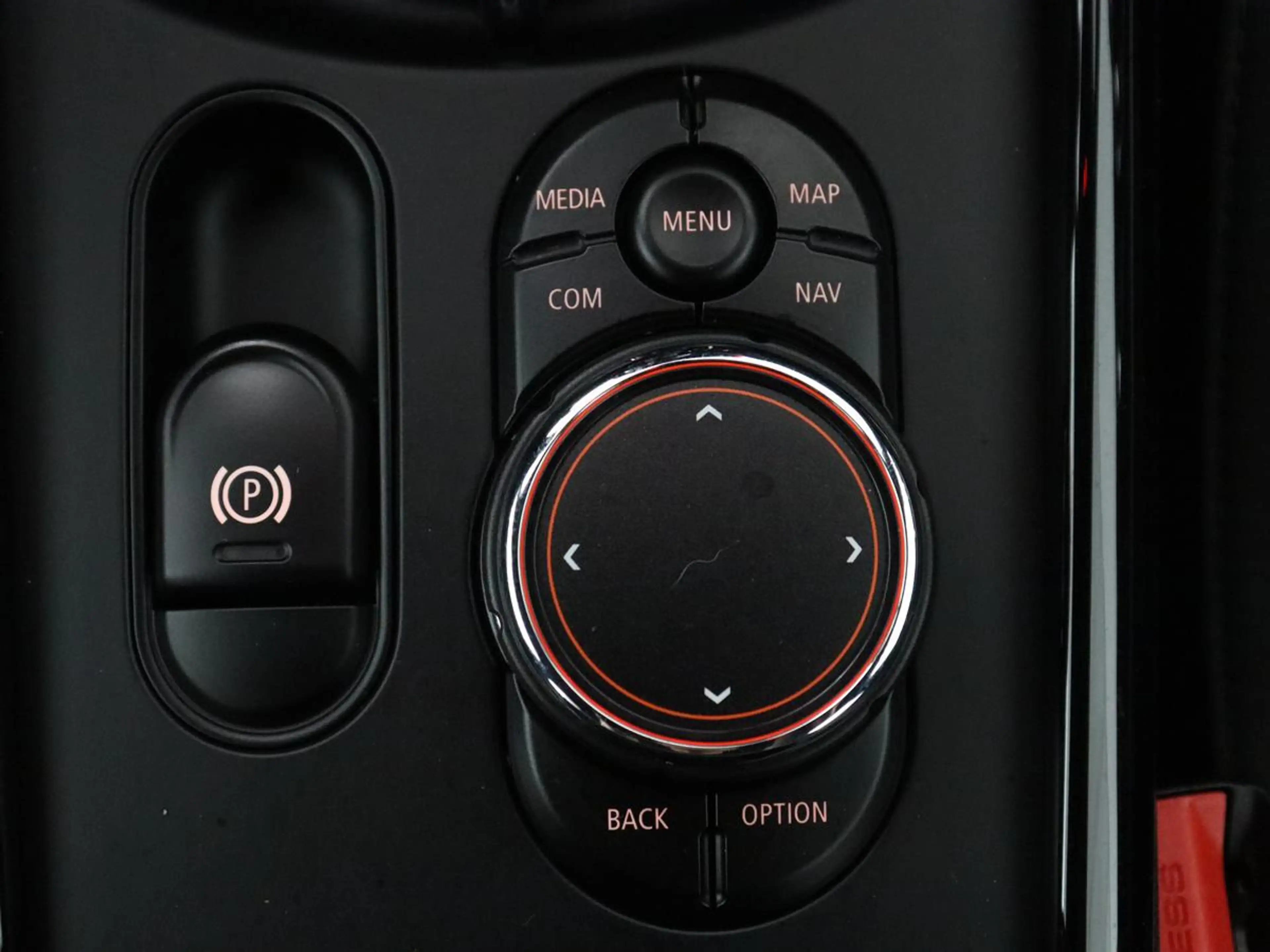 MINI Cooper S Clubman 2.0 Chili Serious Business — photo 25