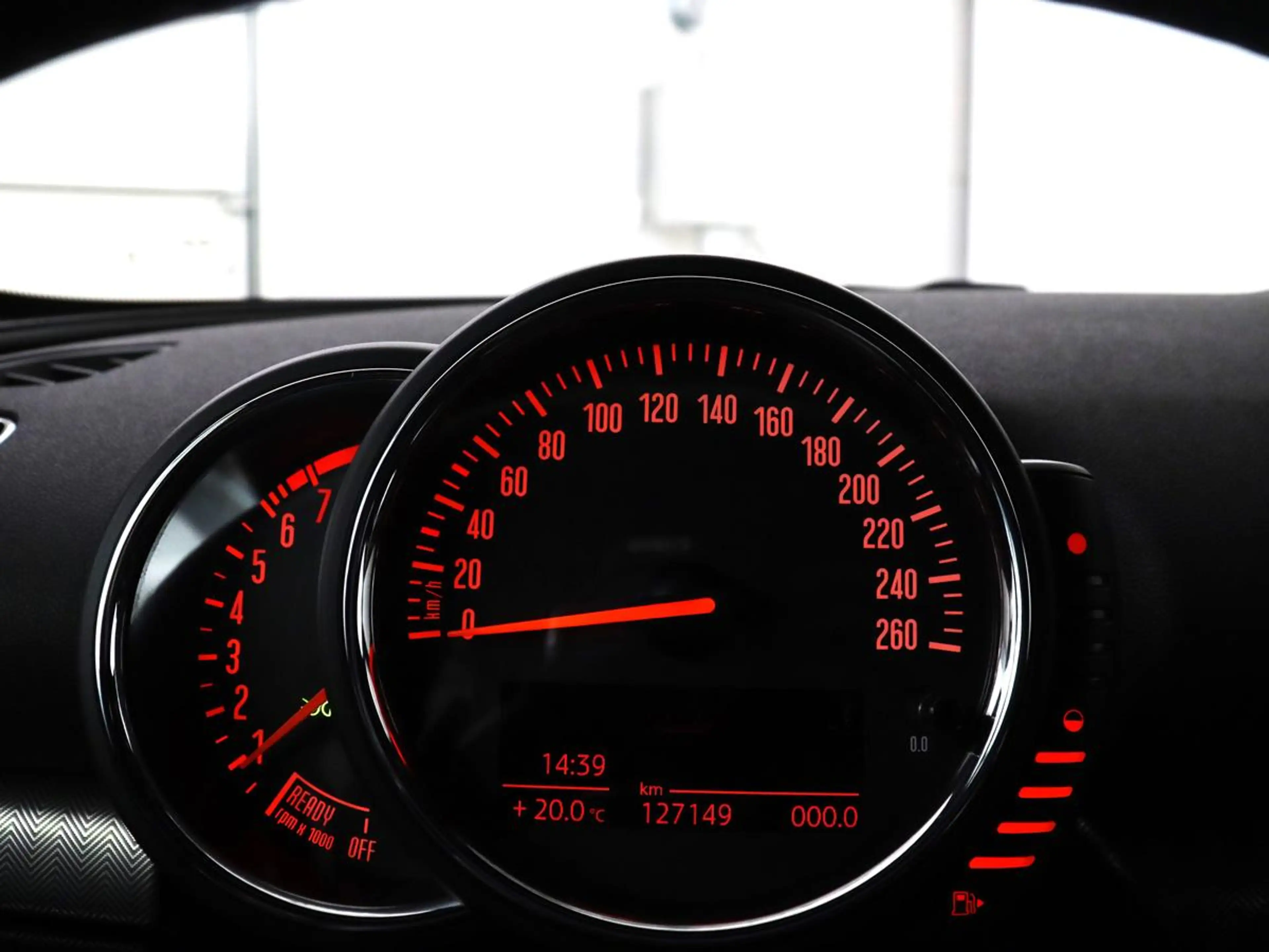 MINI Cooper S Clubman 2.0 Chili Serious Business — photo 31