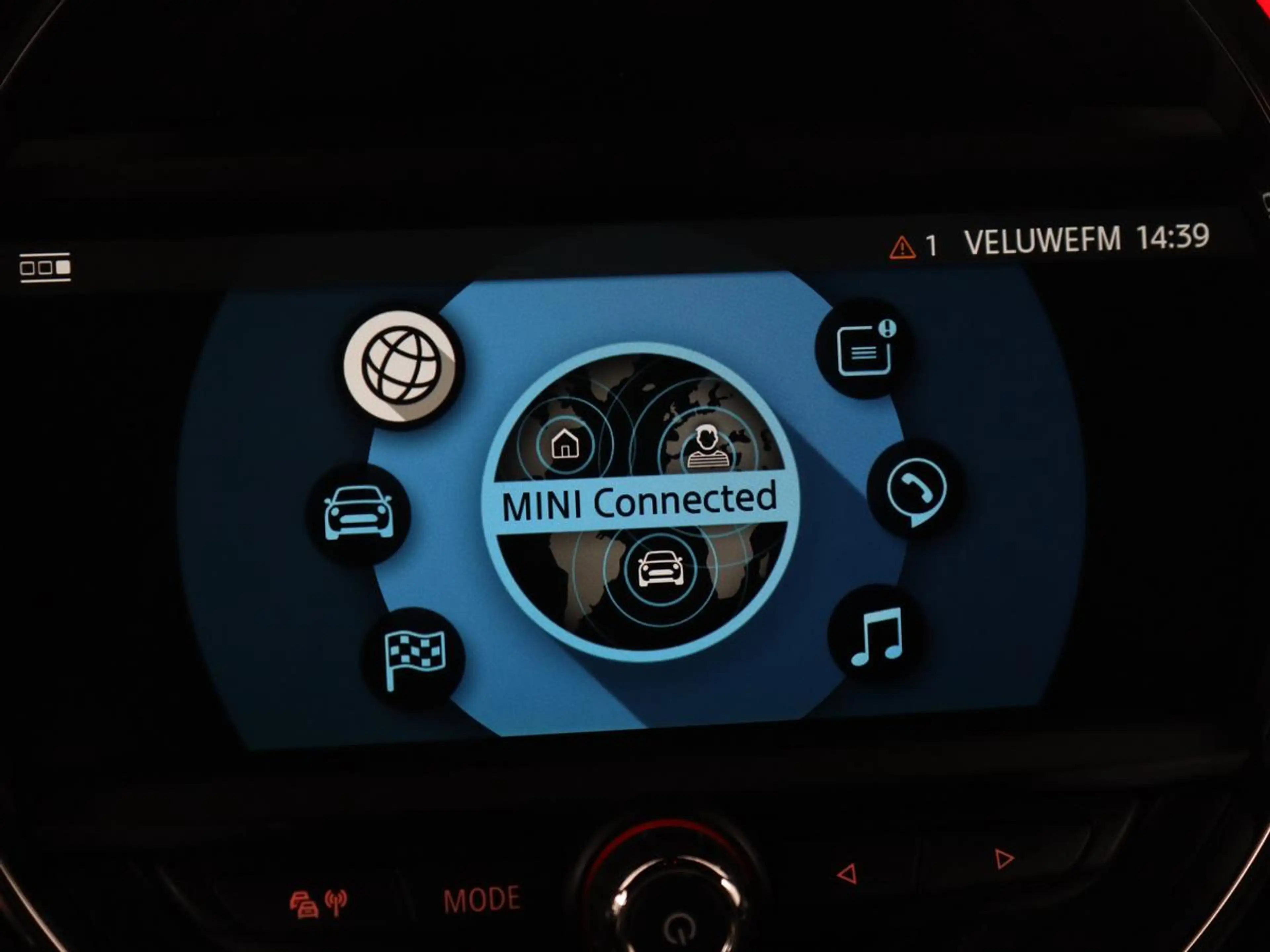 MINI Cooper S Clubman 2.0 Chili Serious Business — photo 24