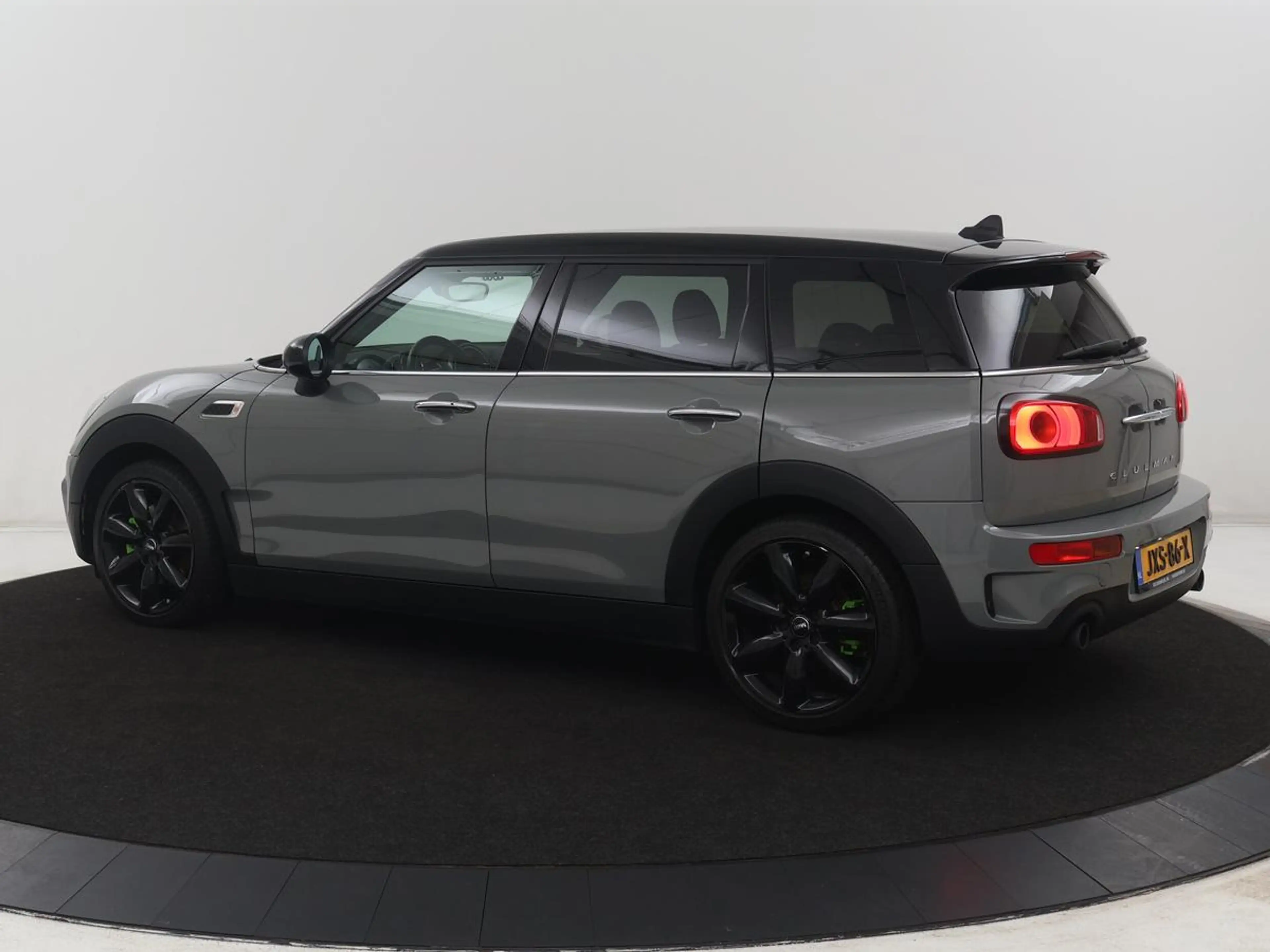 MINI Cooper S Clubman 2.0 Chili Serious Business — photo 2