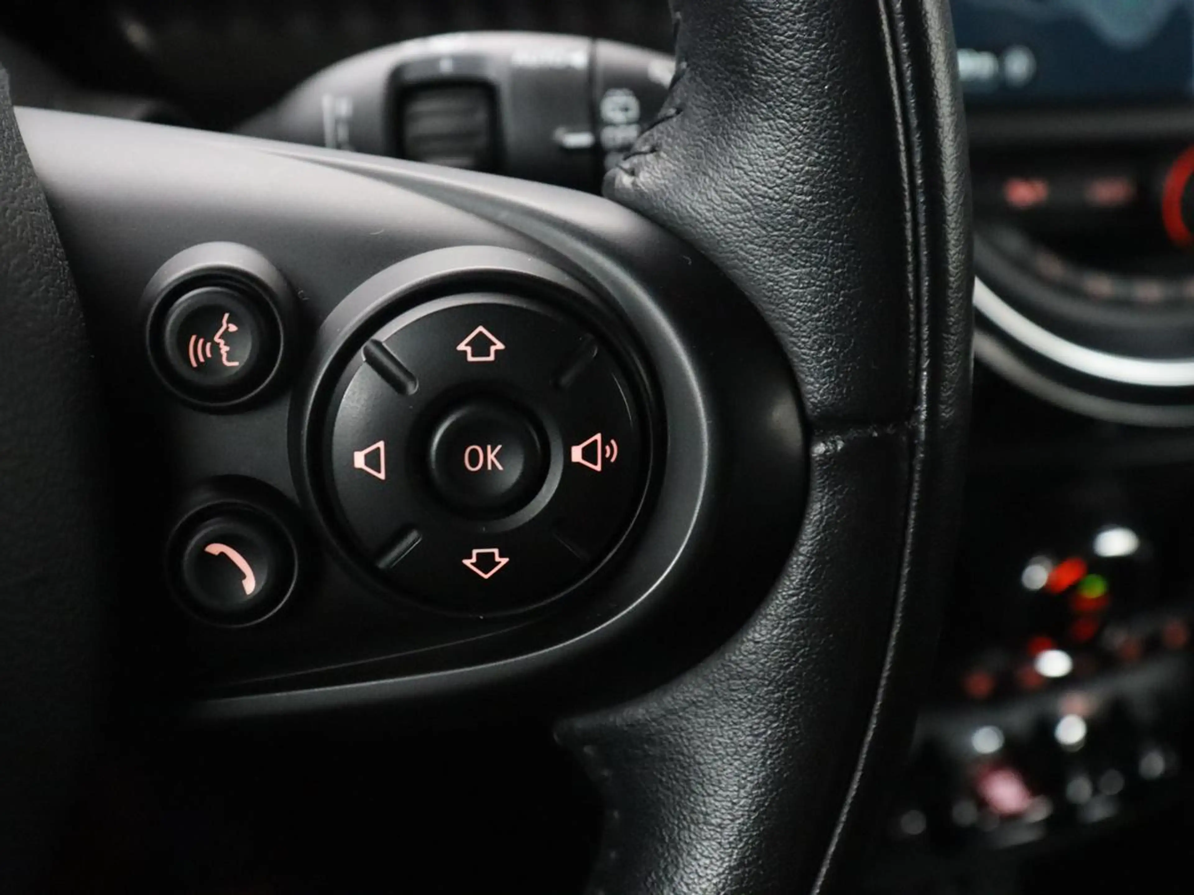 MINI Cooper S Clubman 2.0 Chili Serious Business — photo 13