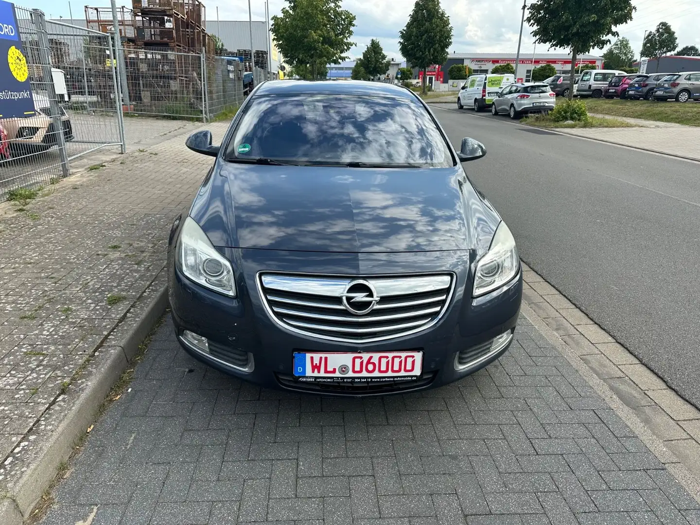 Opel Insignia A Lim. Cosmo *EURO5*Bi-Xenon*Teil-Leder Grau - 2