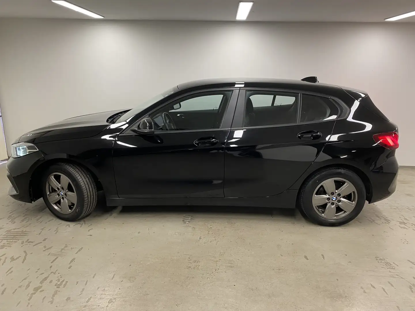 BMW 118 d Schaltgetriebe LED PDC Business Paket Nero - 2