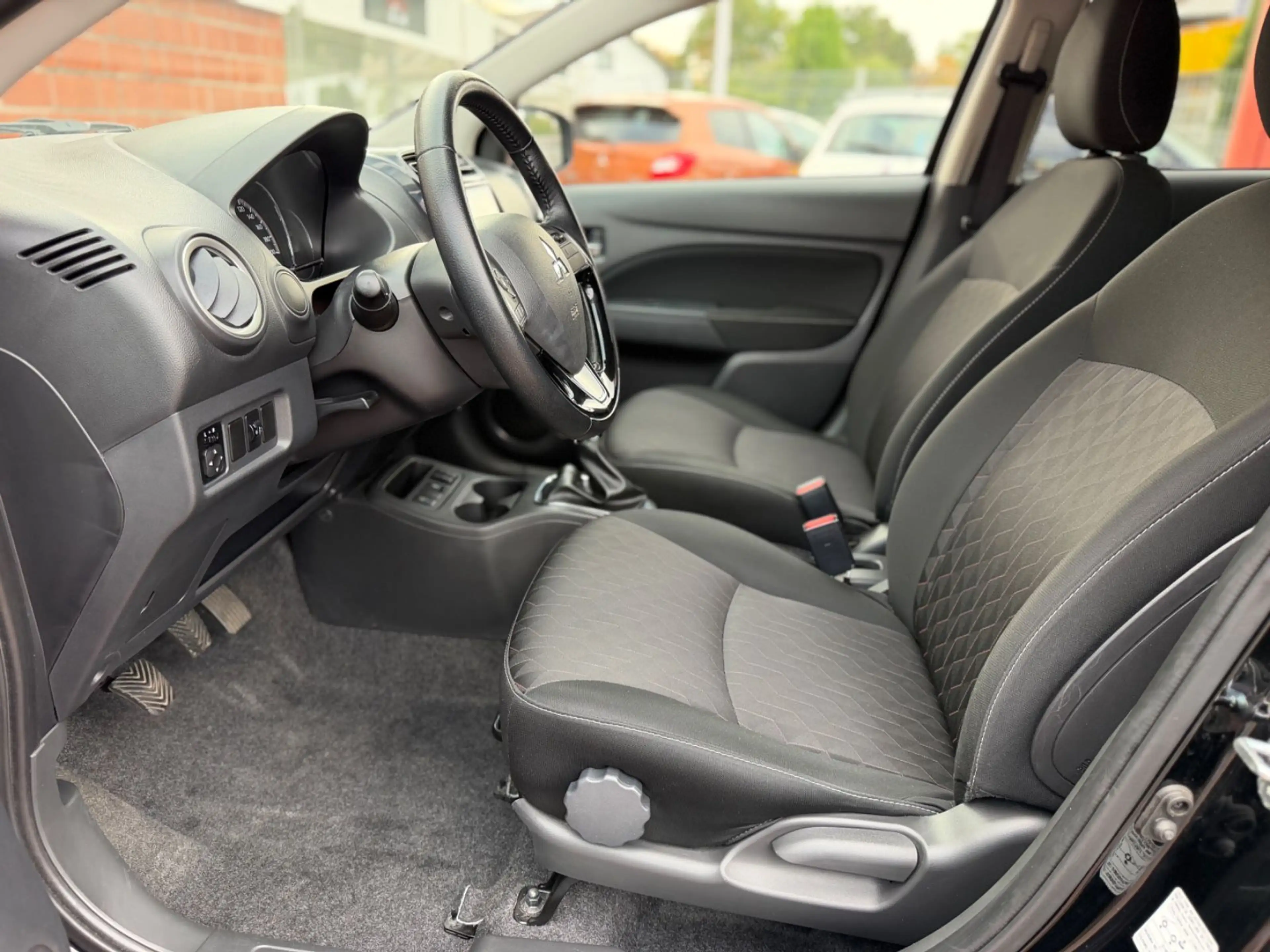 Mitsubishi Space Star Select+ /KAMERA/CARPLAY/SHZ/GARANTIE — photo 8