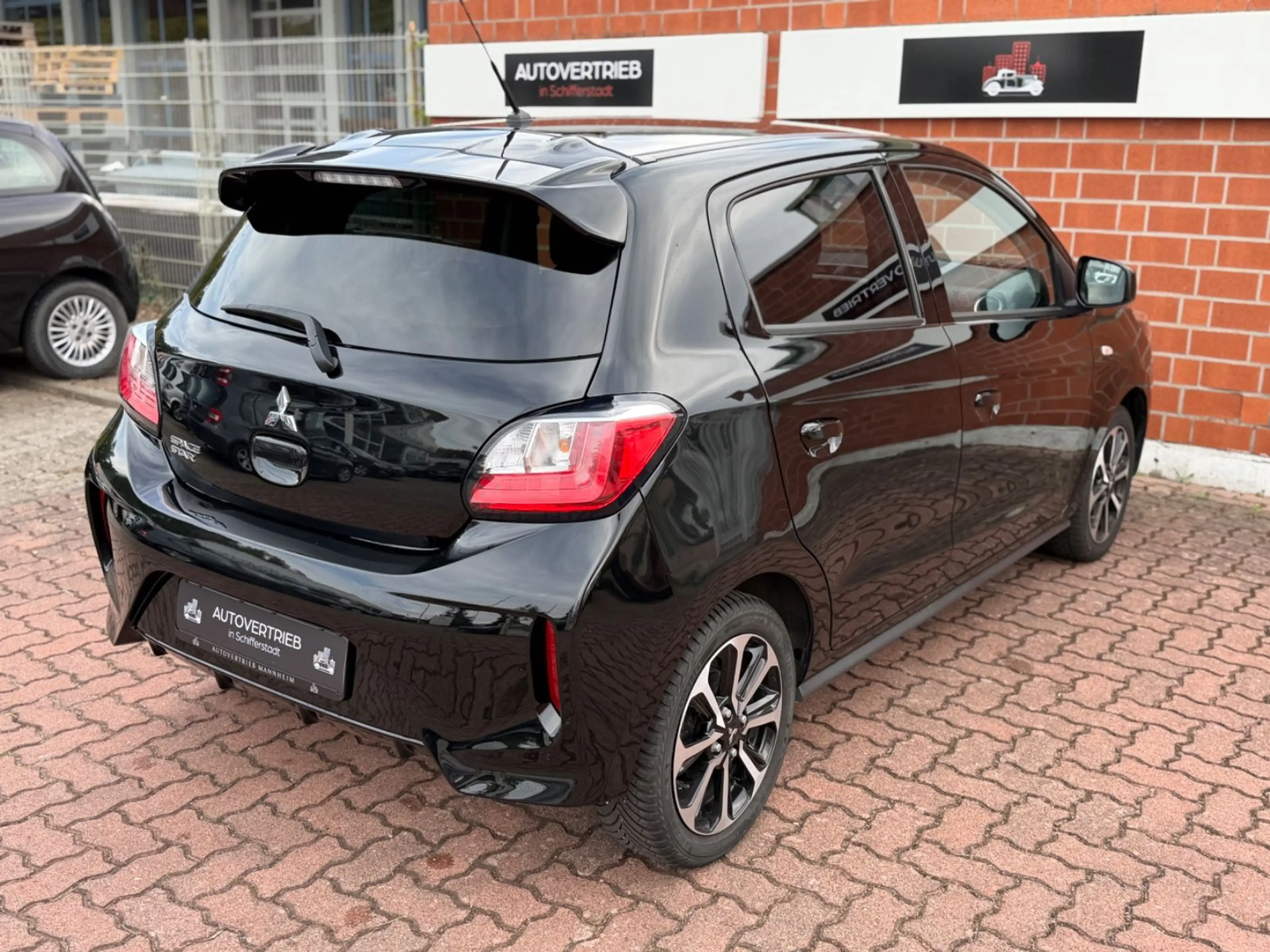 Mitsubishi Space Star Select+ /KAMERA/CARPLAY/SHZ/GARANTIE — photo 4