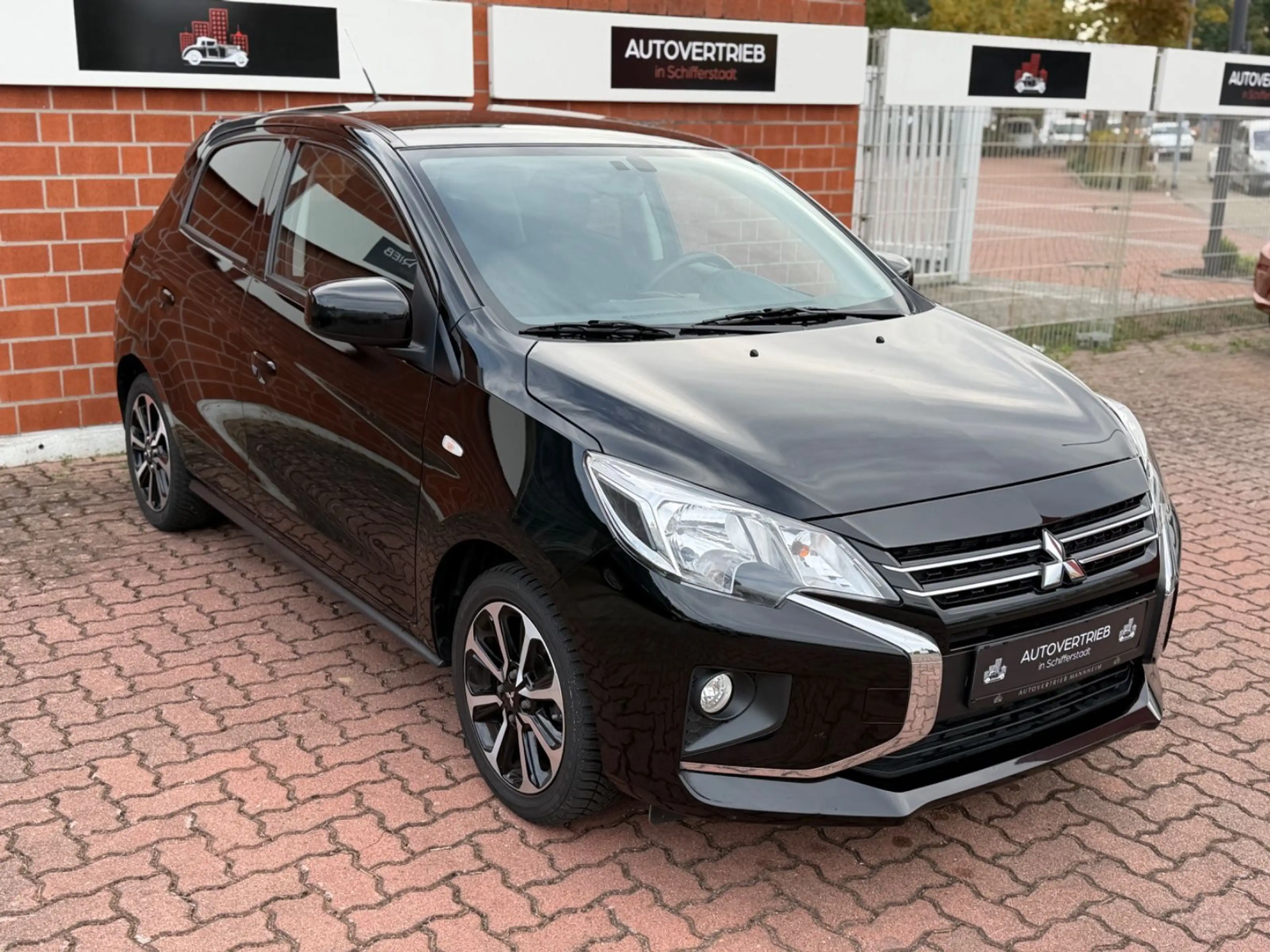 Mitsubishi Space Star Select+ /KAMERA/CARPLAY/SHZ/GARANTIE — photo 3