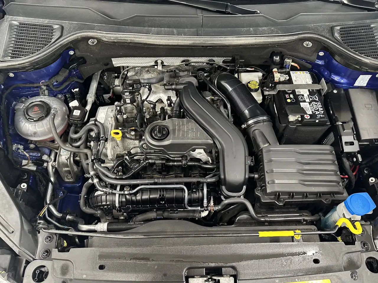 Volkswagen Taos снимка Volkswagen Taos