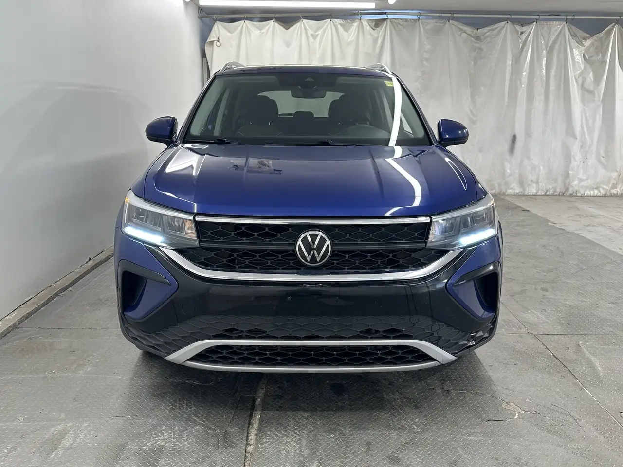 Volkswagen Taos снимка Volkswagen Taos