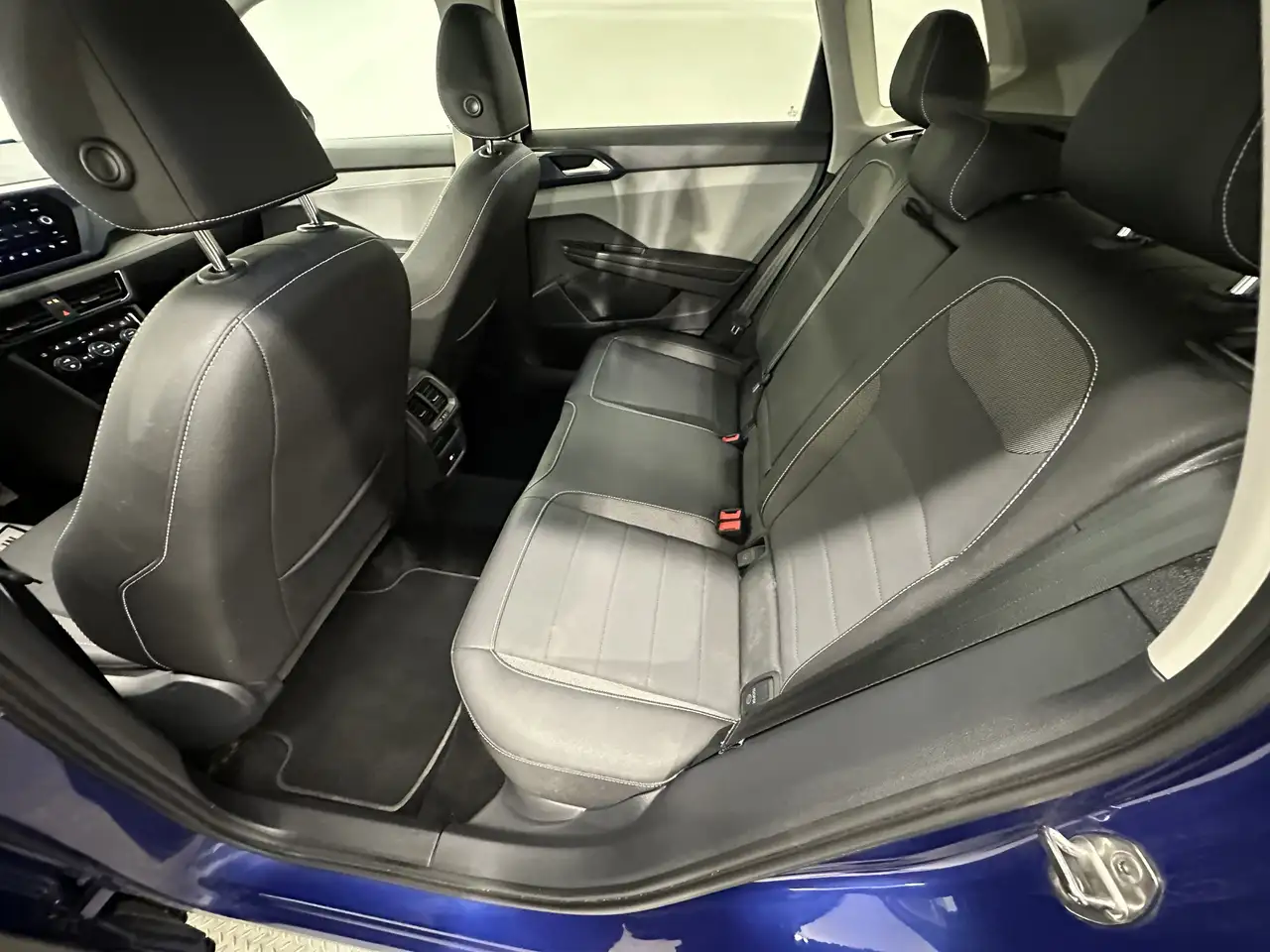 Volkswagen Taos снимка Volkswagen Taos
