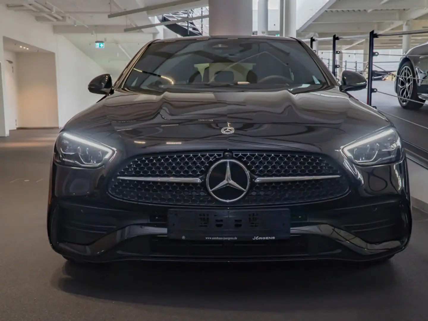 Mercedes-Benz C 220 d AMG-Sport/360/Pano/AHK/Night/Distr/19' Schwarz - 2