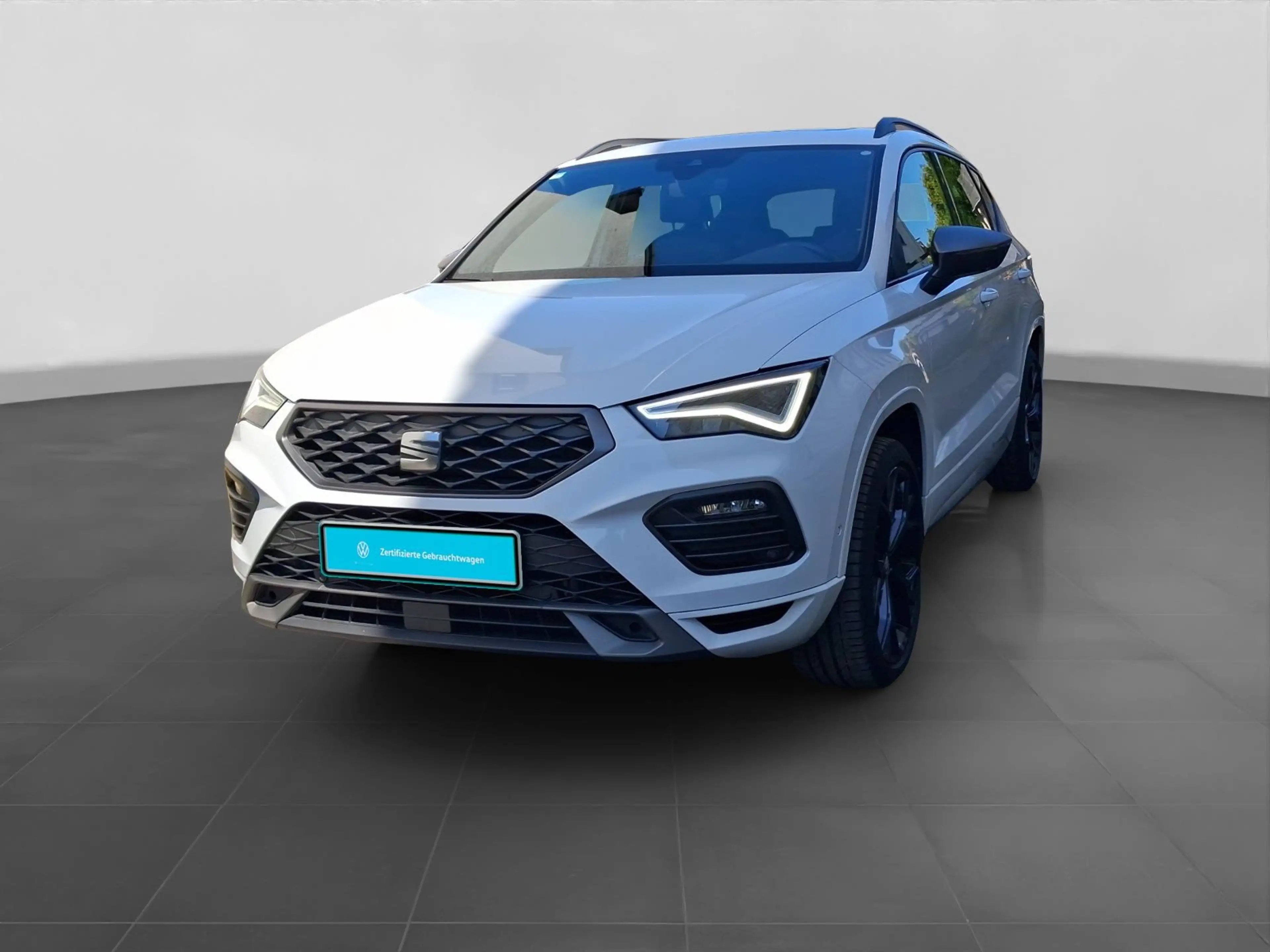 SEAT Ateca 1.5 TSI DSG FR AHK PANO BEATS PDC+ KAMERA — photo 2