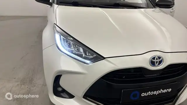 Toyota Yaris view 17