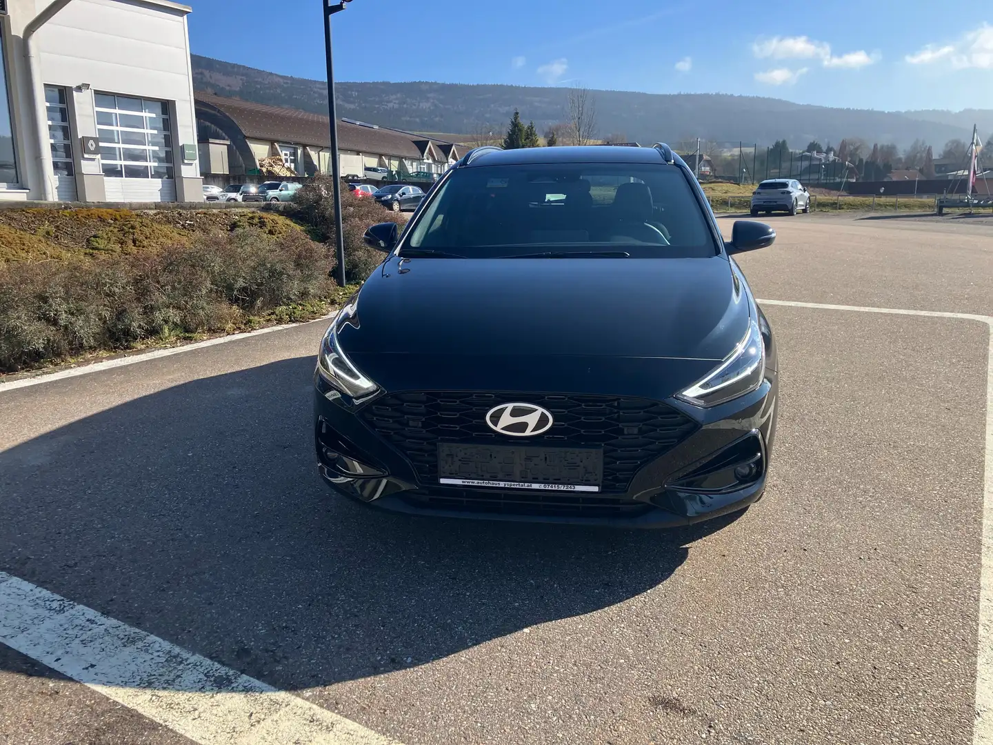 Hyundai i30 Kombi-PD GO Plus 1,0 T-GDI DCT Schwarz - 2