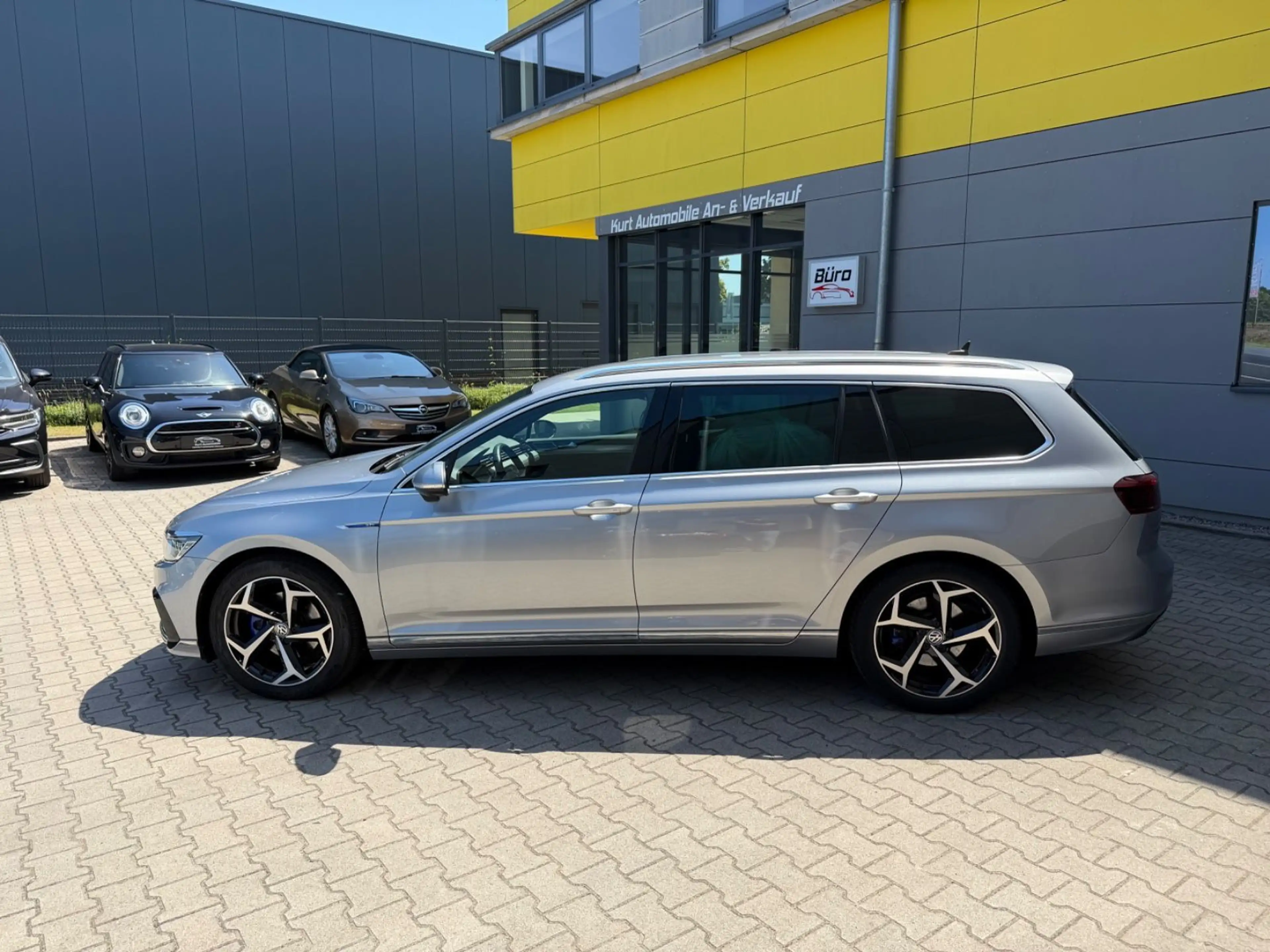 Volkswagen Passat Variant GTE/HYBRID/ACC/SPURH*/SHZ/KEYLESS — photo 3