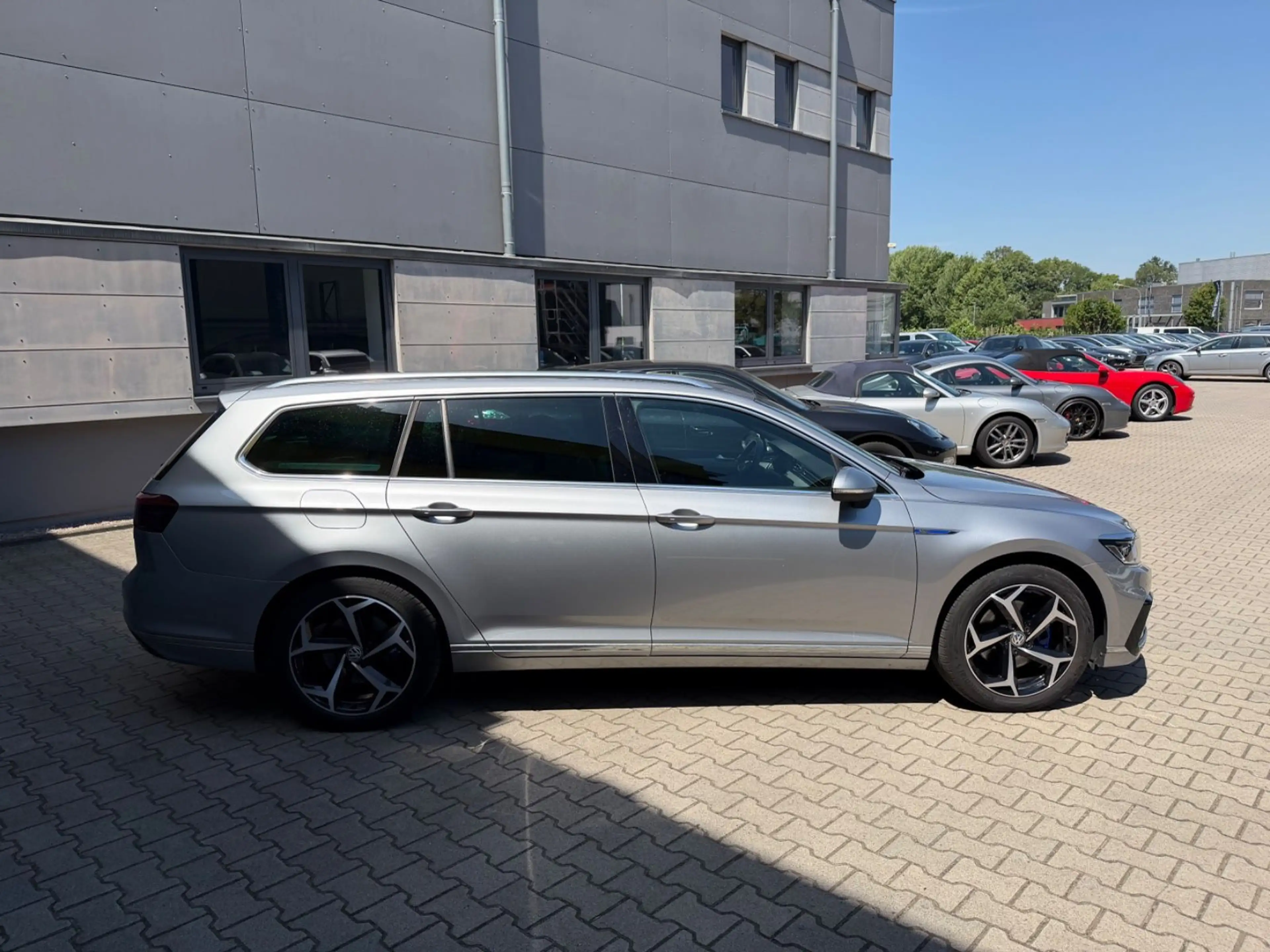 Volkswagen Passat Variant GTE/HYBRID/ACC/SPURH*/SHZ/KEYLESS — photo 7