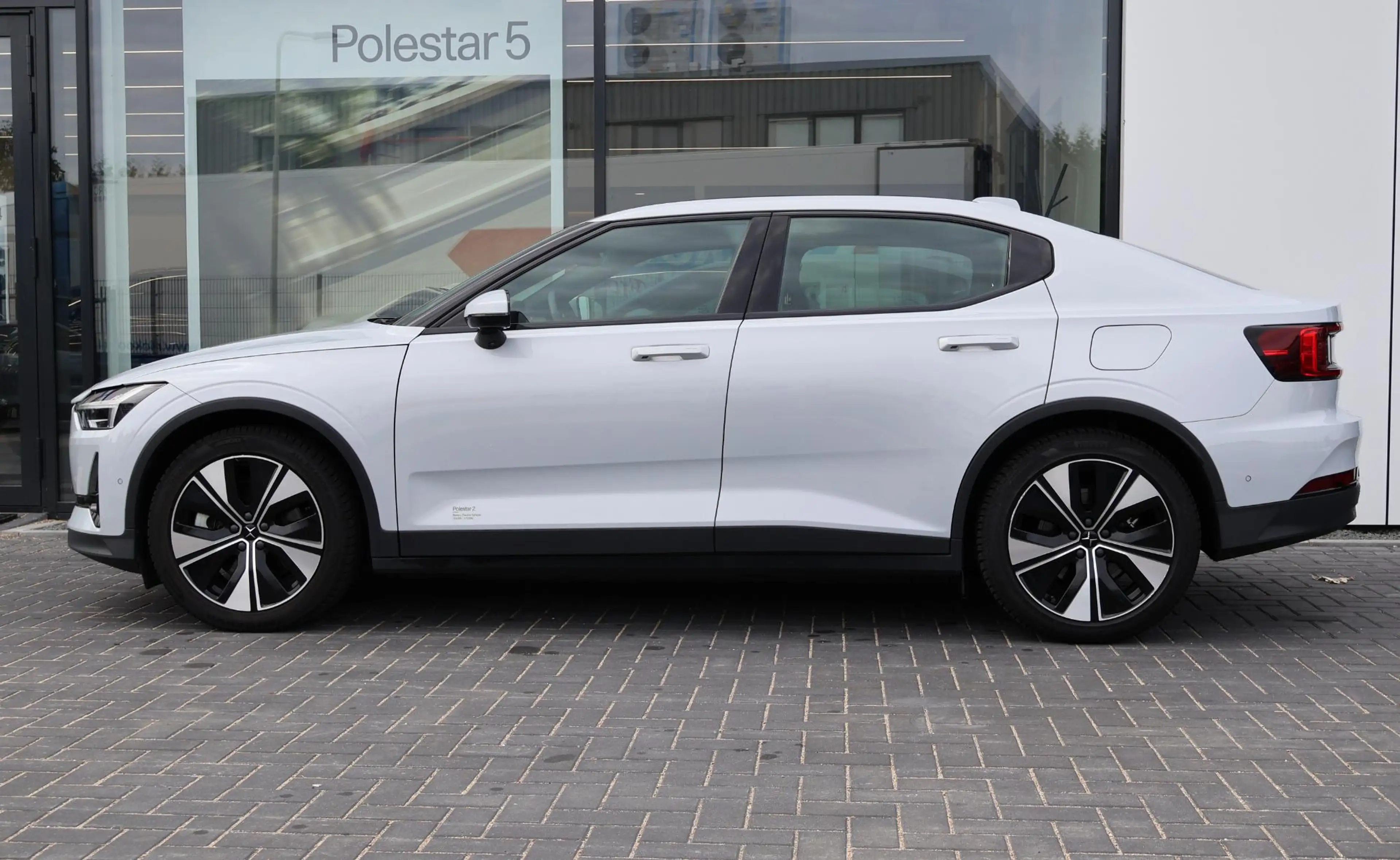 Polestar 2 Long Range Single Motor 78 kWh Panoramisch Dak | W — photo 3