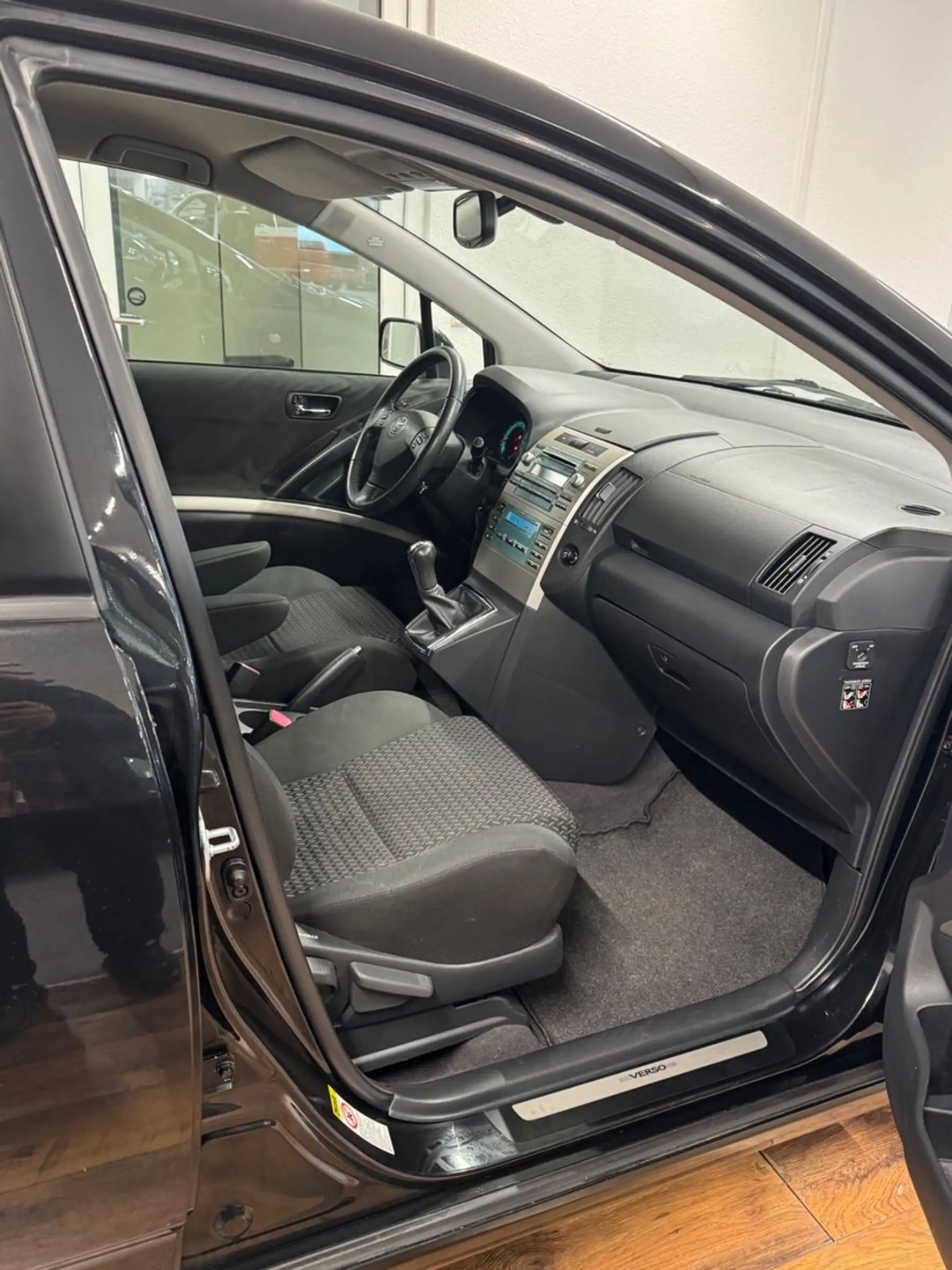Toyota Corolla Verso CorollaVerso 2.2 D-4D 1.Hd.84 TKM.KLIMA.7-Sitze — photo 9