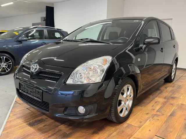 Toyota Corolla Verso CorollaVerso 2.2 D-4D 1.Hd.84 TKM.KLIMA.7-Sitze
